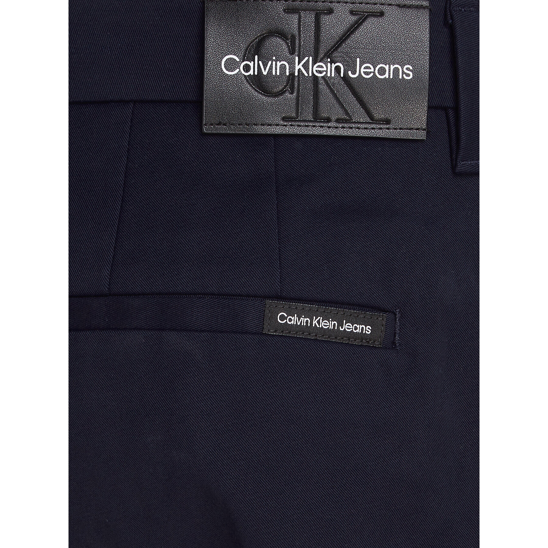 Calvin Klein Jeans Pantaloni chino J30J317669 Bleumarin Slim Fit - Pled.ro