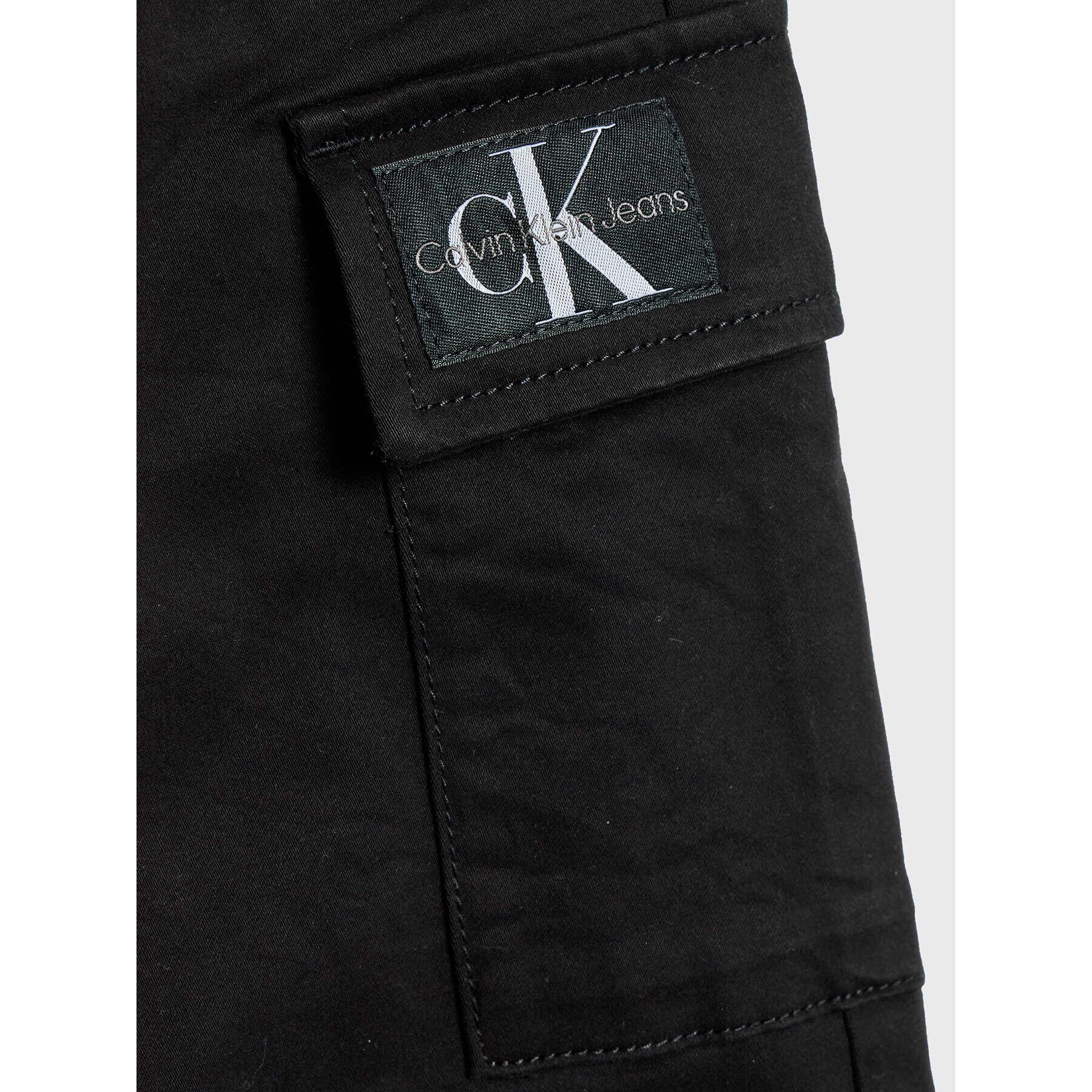 Calvin Klein Jeans Pantaloni din material Cargo IB0IB01341 Negru Regular Fit - Pled.ro