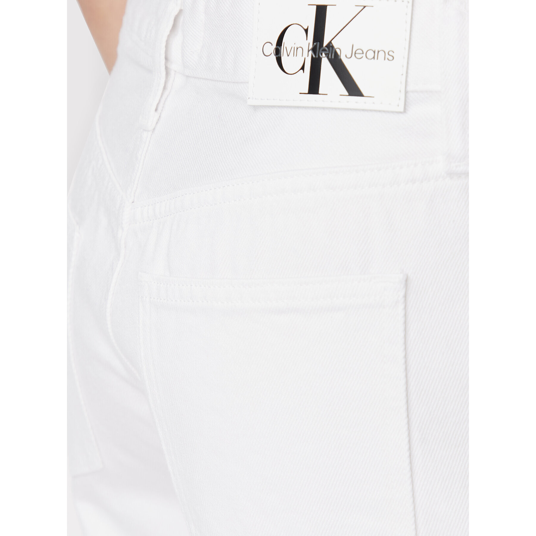 Calvin Klein Jeans Pantaloni scurți de blugi J20J218808 Alb Straight Fit - Pled.ro