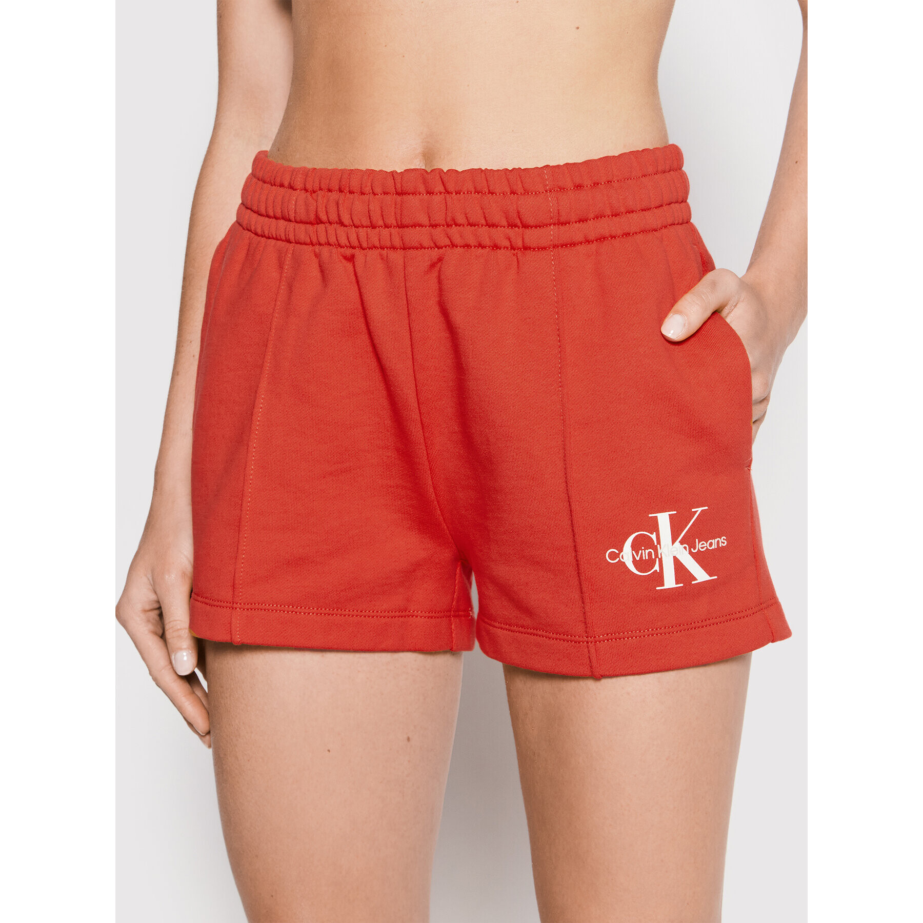 Calvin Klein Jeans Pantaloni scurți sport J20J218042 Roșu Regular Fit - Pled.ro