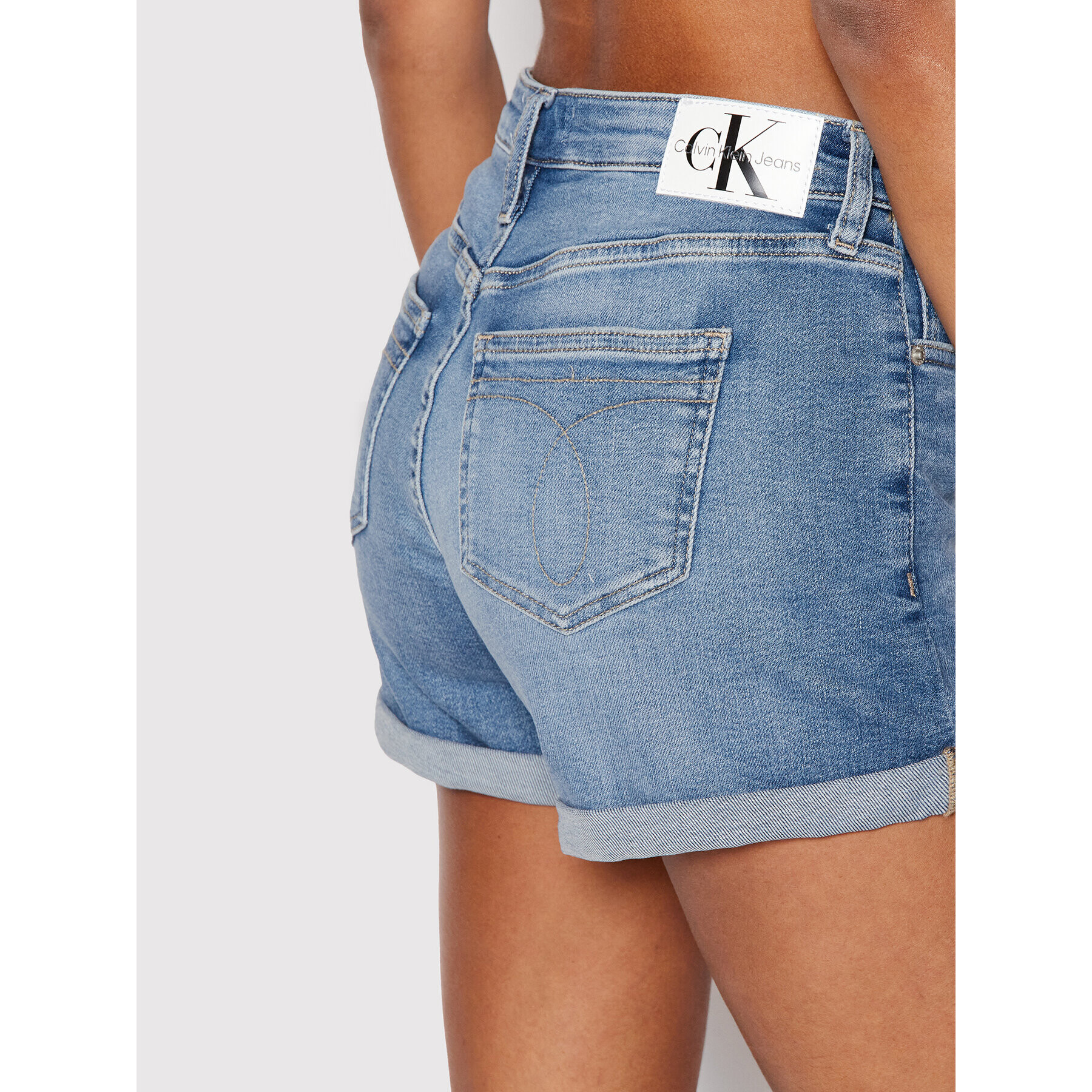 Calvin Klein Jeans Pantaloni scurți de blugi J20J218504 Albastru Regular Fit - Pled.ro