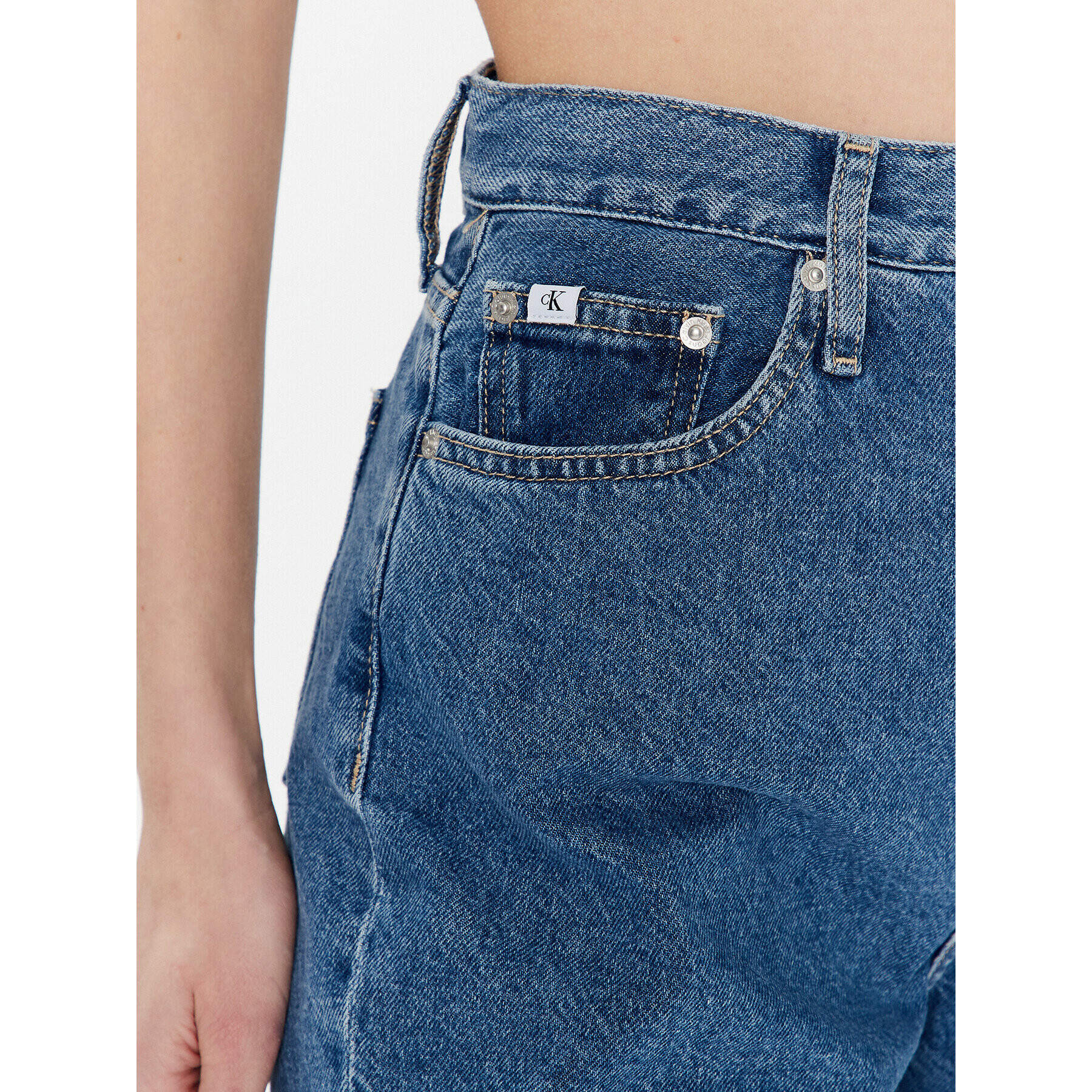 Calvin Klein Jeans Pantaloni scurți de blugi J20J221181 Albastru Relaxed Fit - Pled.ro