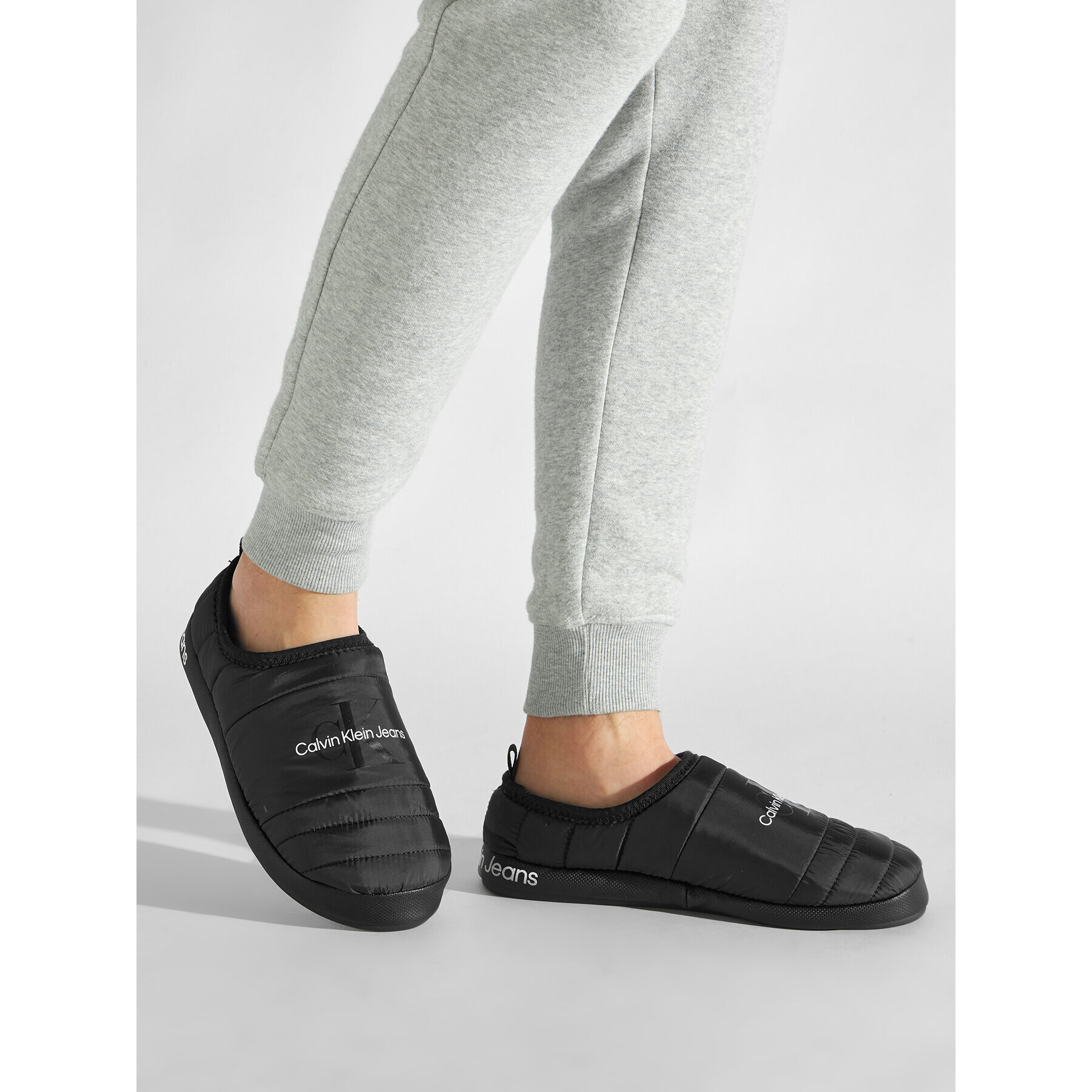 Calvin Klein Jeans Papuci de casă Home Slipper YM0YM00546 Negru - Pled.ro