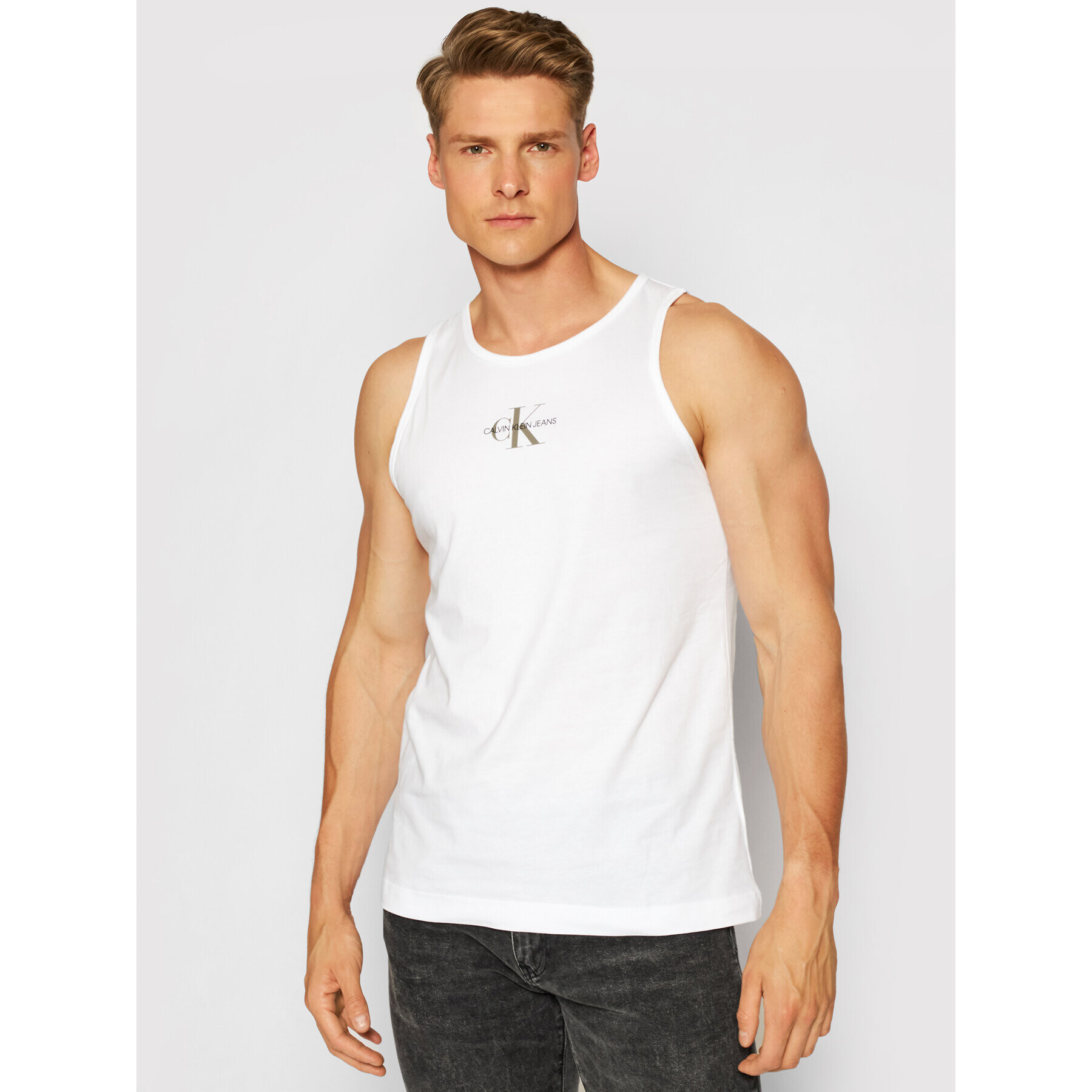 Calvin Klein Jeans Tank top Essentials J30J318512 Alb Slim Fit - Pled.ro