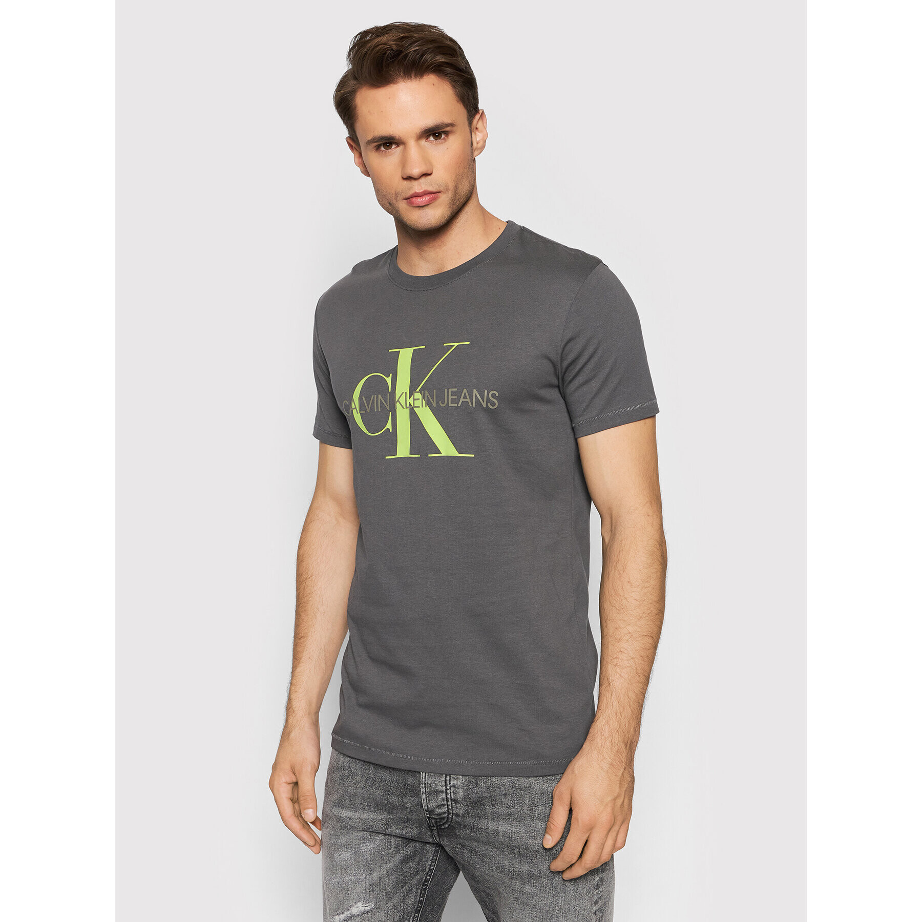 Calvin Klein Jeans Tricou Essential J30J317065 Gri Regular Fit - Pled.ro