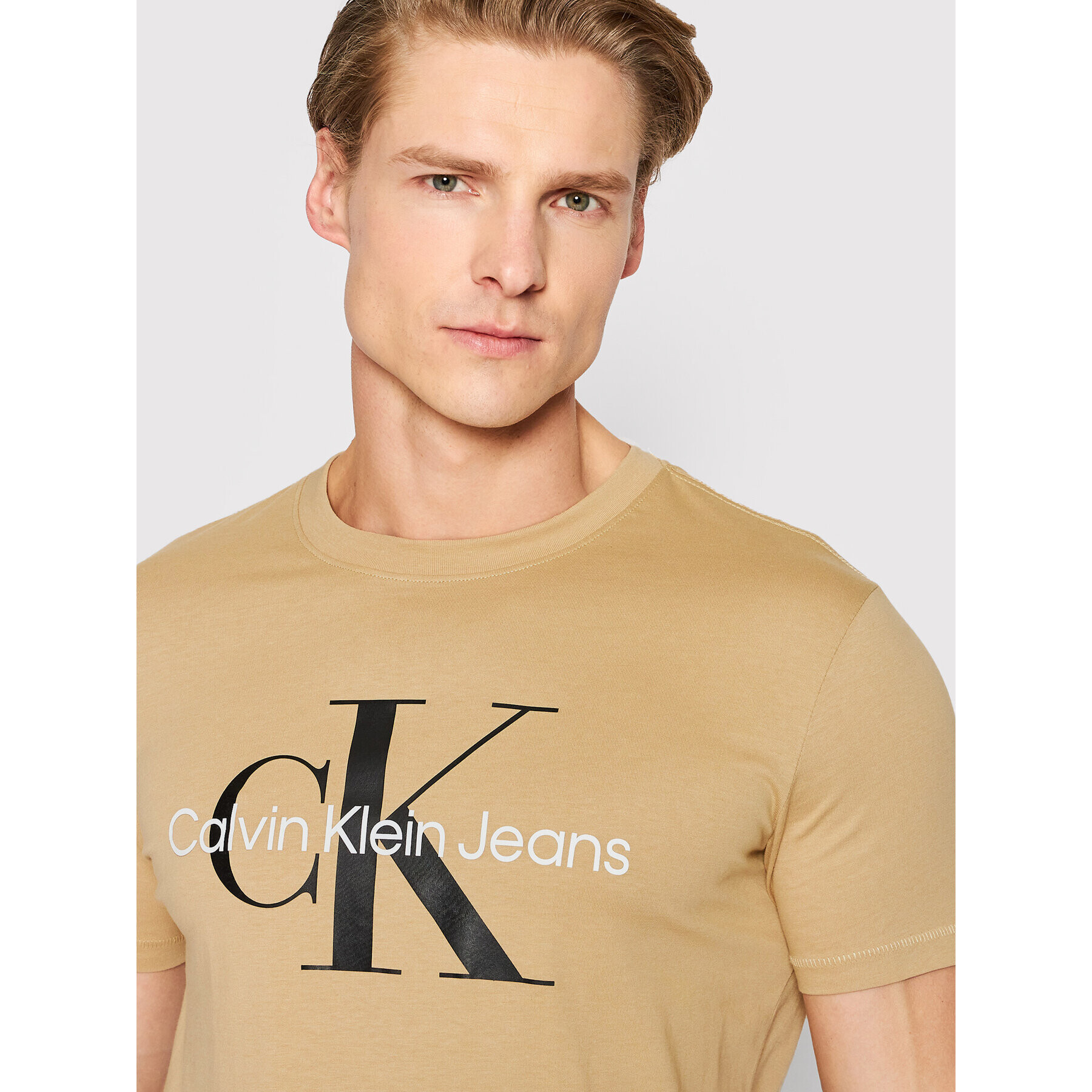 Calvin Klein Jeans Tricou J30J320806 Bej Slim Fit - Pled.ro