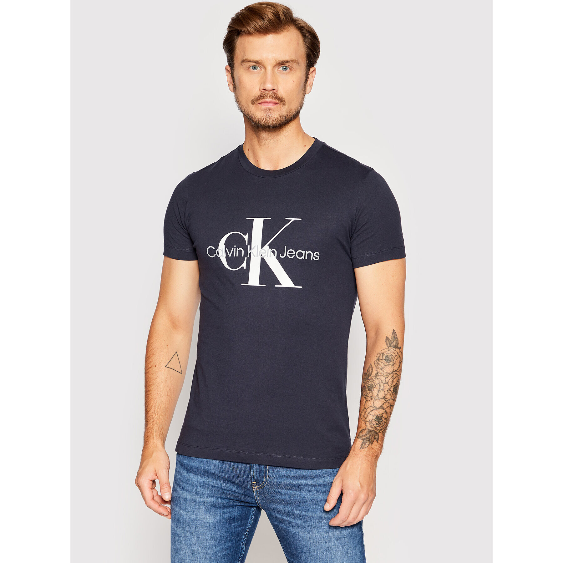 Calvin Klein Jeans Tricou J30J320935 Bleumarin Slim Fit - Pled.ro