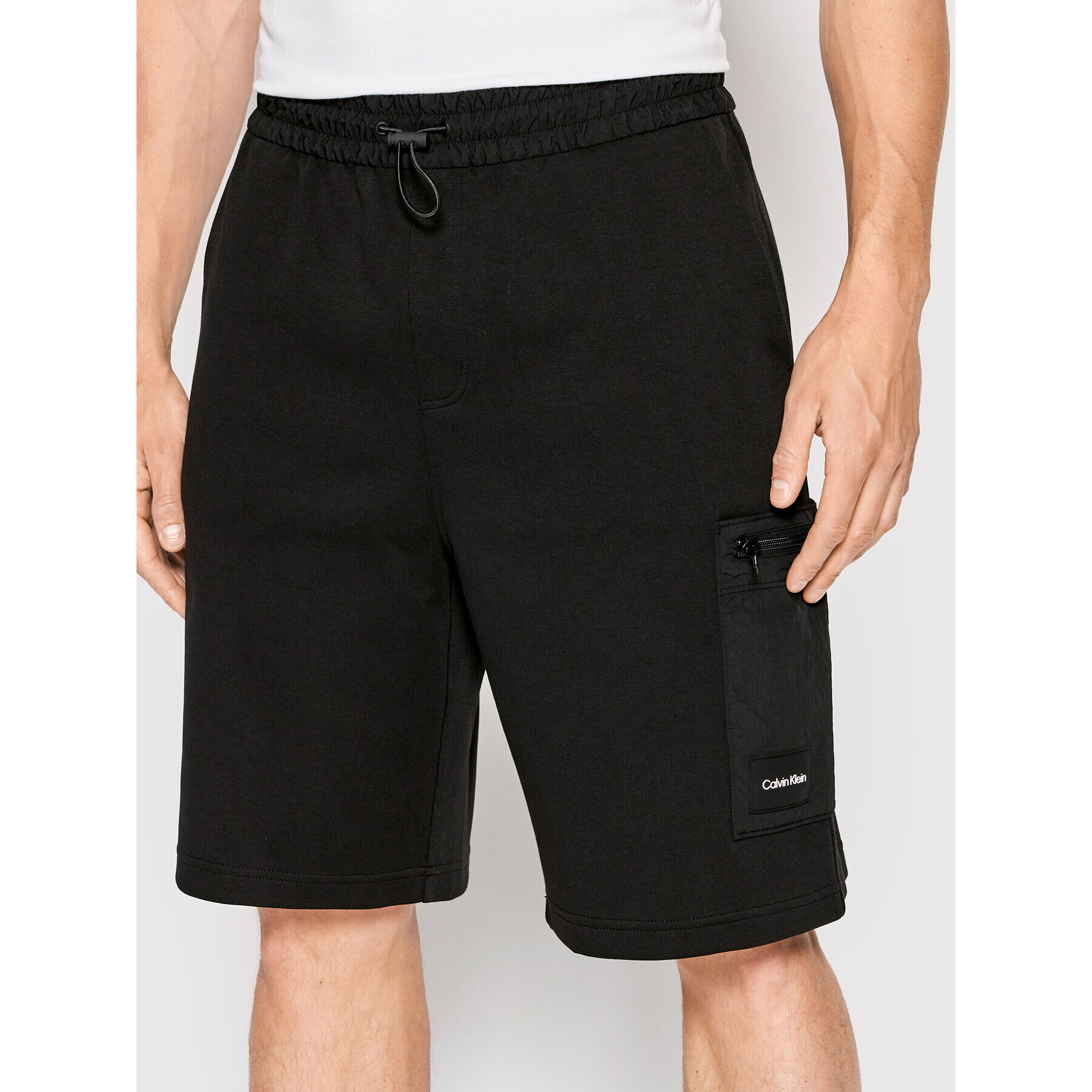 Calvin Klein Pantaloni scurți sport Tech Repreve K10K108933 Negru Regular Fit - Pled.ro