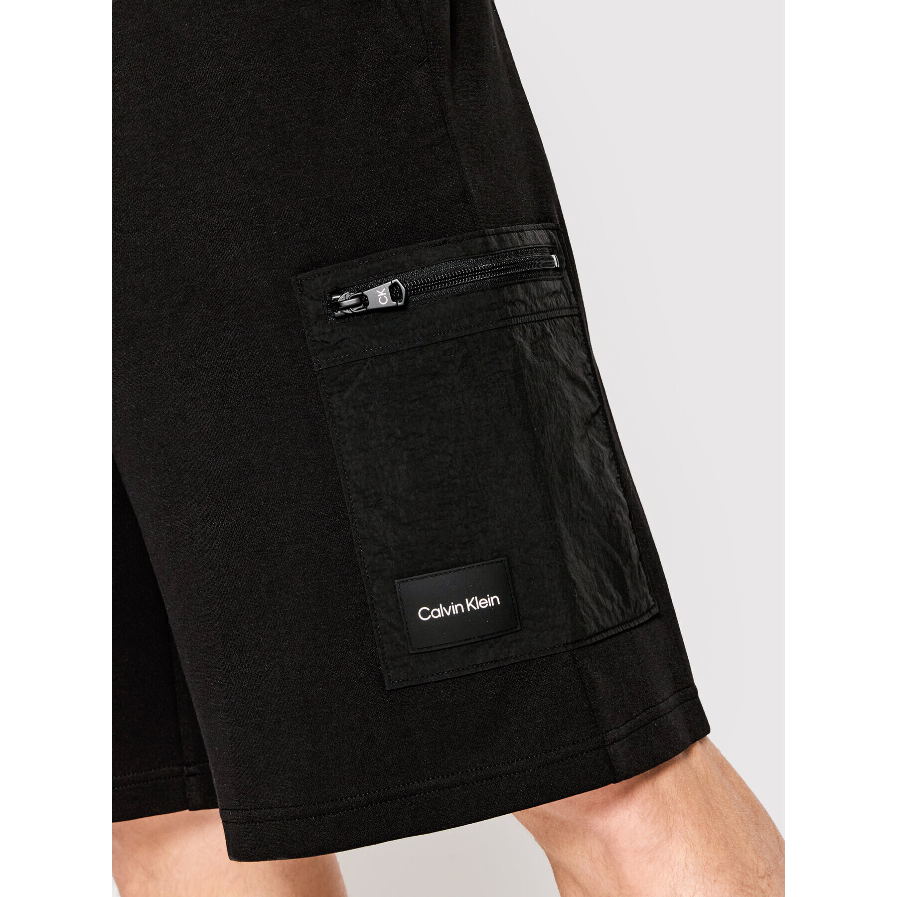 Calvin Klein Pantaloni scurți sport Tech Repreve K10K108933 Negru Regular Fit - Pled.ro