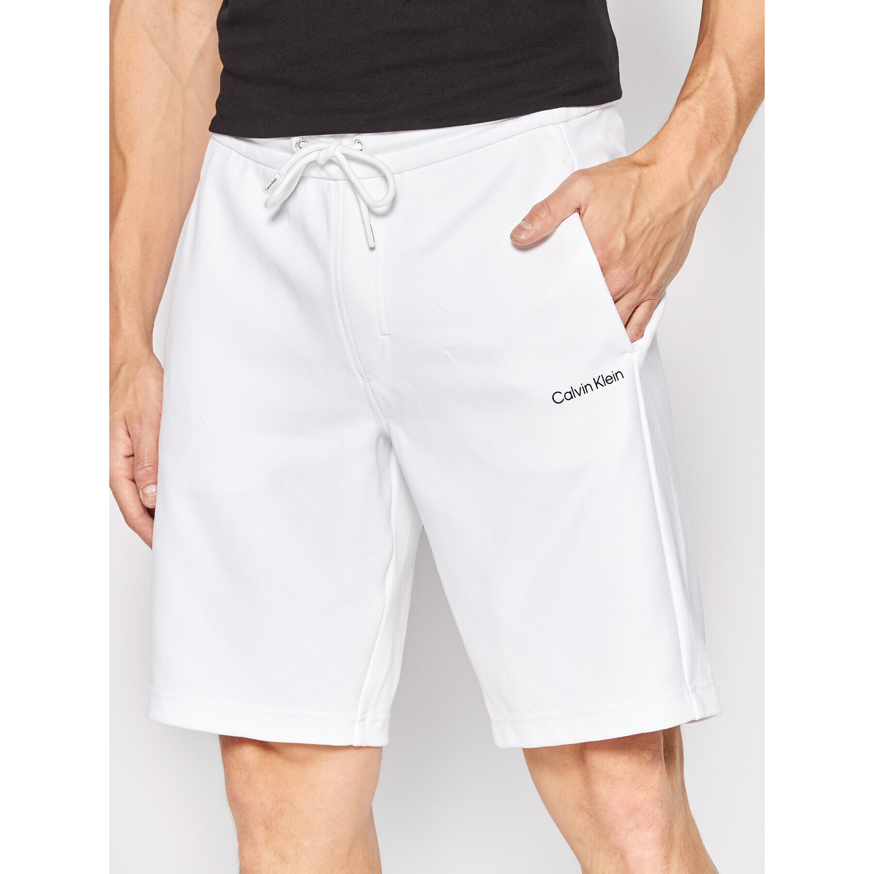 Calvin Klein Pantaloni scurți sport Interlock Micro Logo K10K109430 Alb Regular Fit - Pled.ro