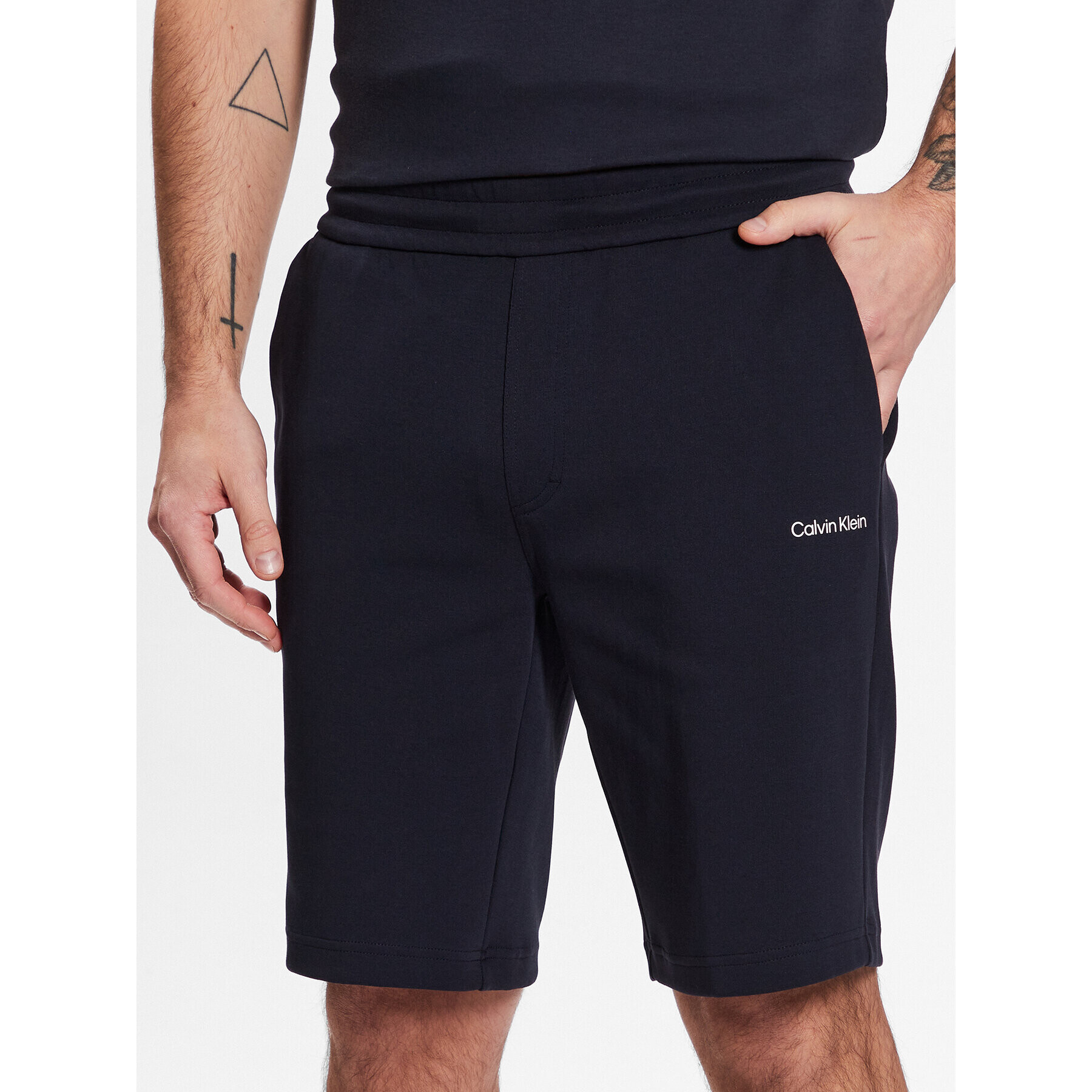 Calvin Klein Pantaloni scurți sport Micro Logo K10K111208 Bleumarin Regular Fit - Pled.ro