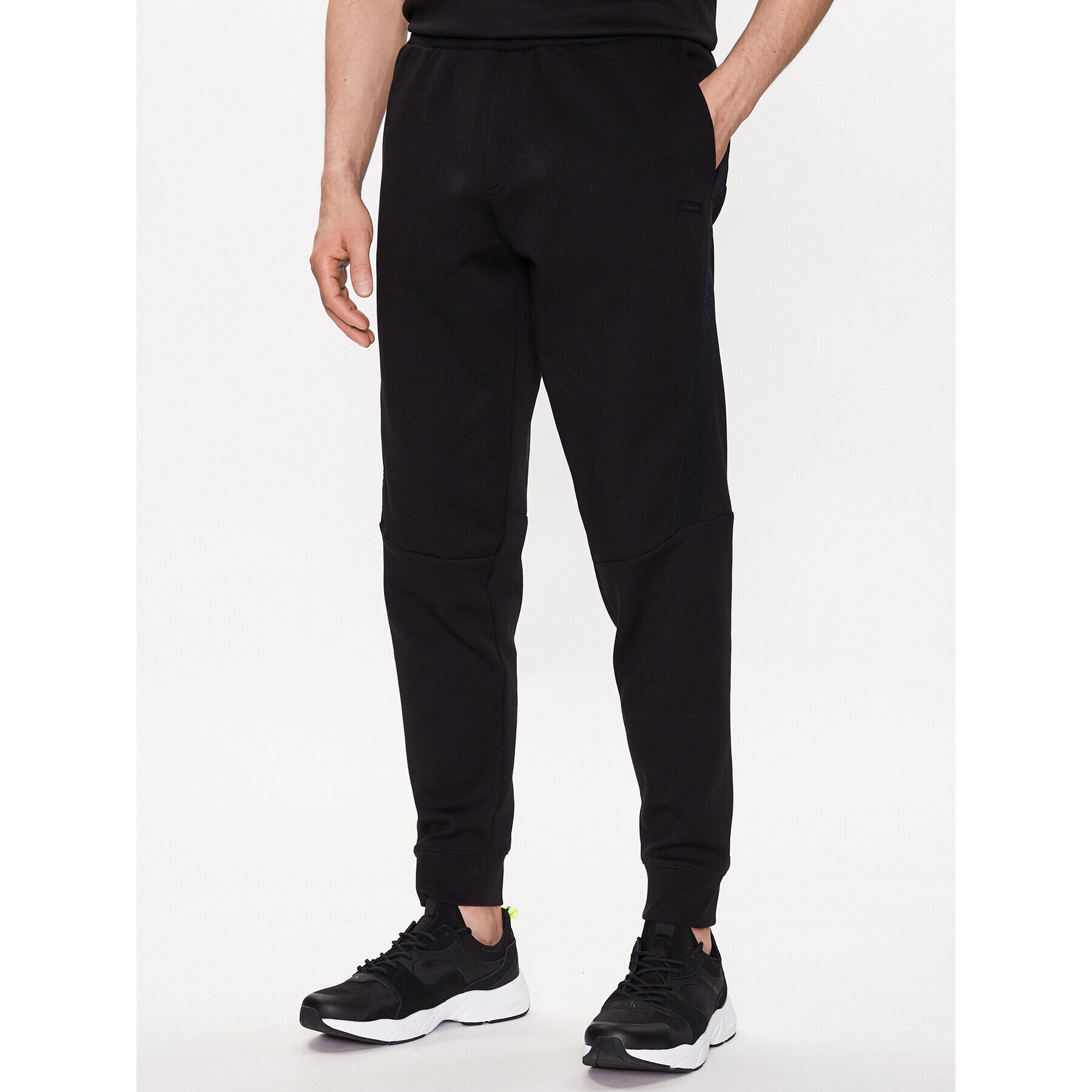 Calvin Klein Pantaloni trening Logo K10K111205 Negru Relaxed Fit - Pled.ro