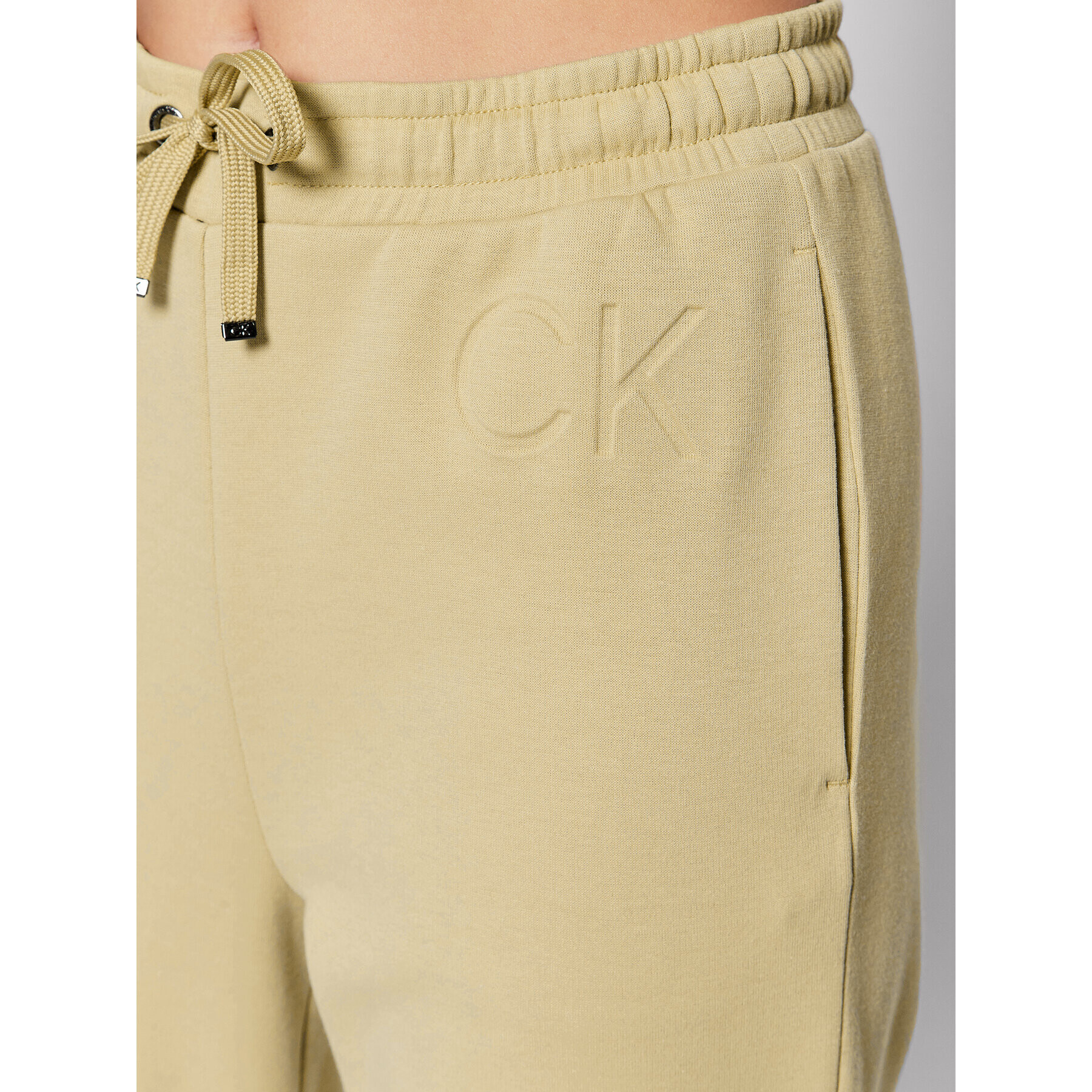 Calvin Klein Pantaloni trening Modern Hybrid K20K203492 Bej Regular Fit - Pled.ro