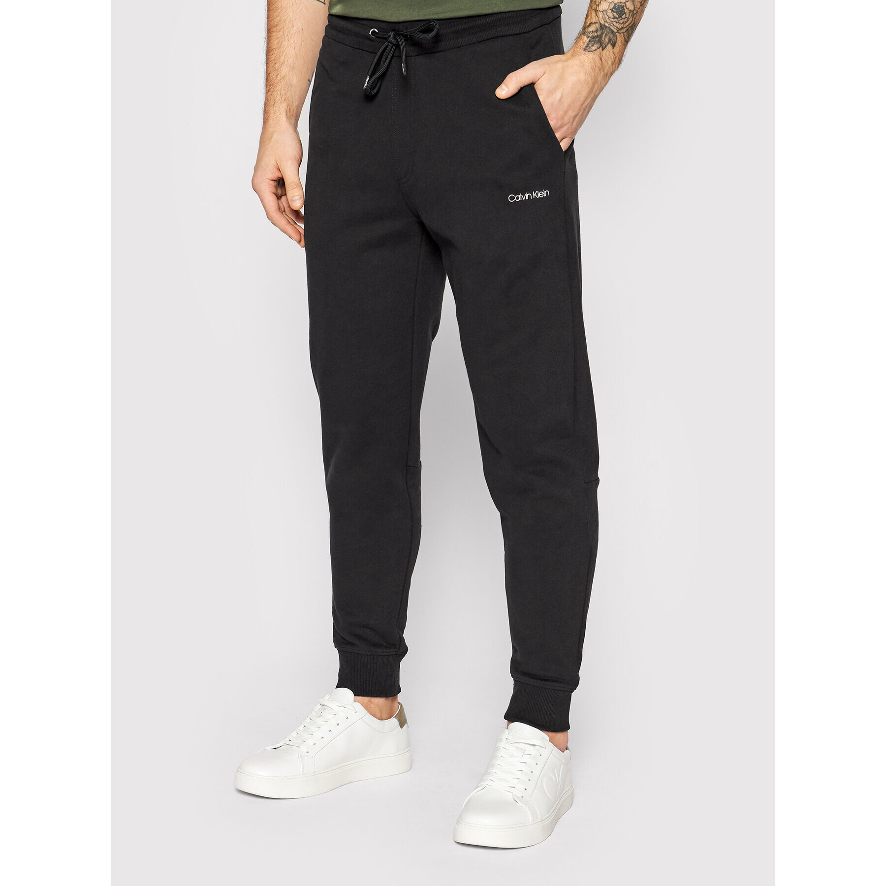 Calvin Klein Pantaloni trening Small Logo K10K107954 Negru Regular Fit - Pled.ro