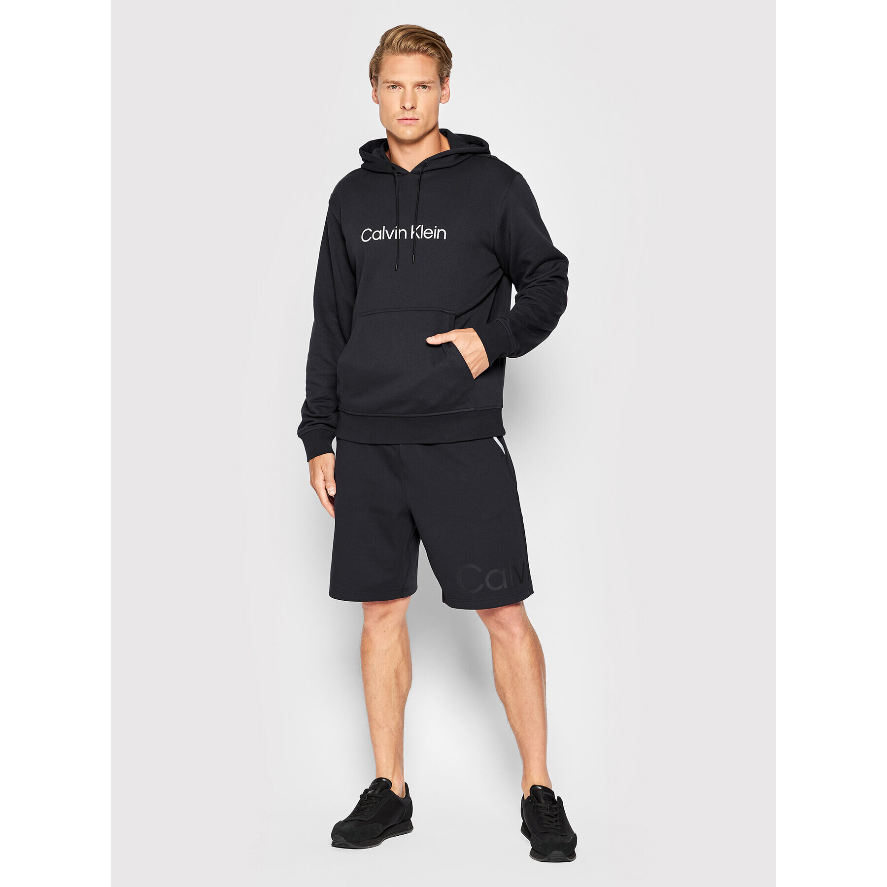 Calvin Klein Performance Bluză 00GMS2W304 Negru Regular Fit - Pled.ro