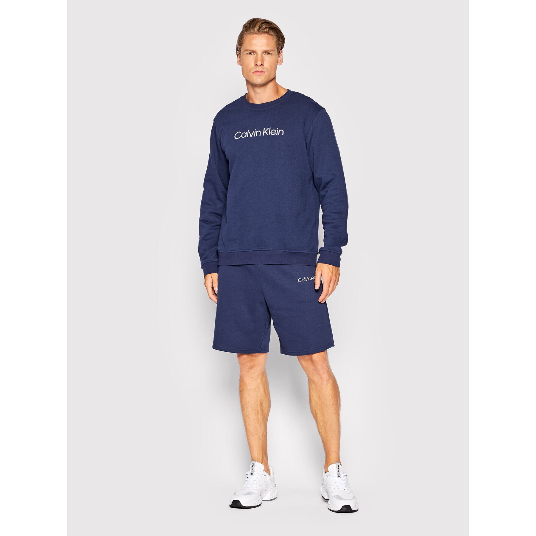 Calvin Klein Performance Pantaloni scurți sport 00GMS2S804 Bleumarin Regular Fit - Pled.ro