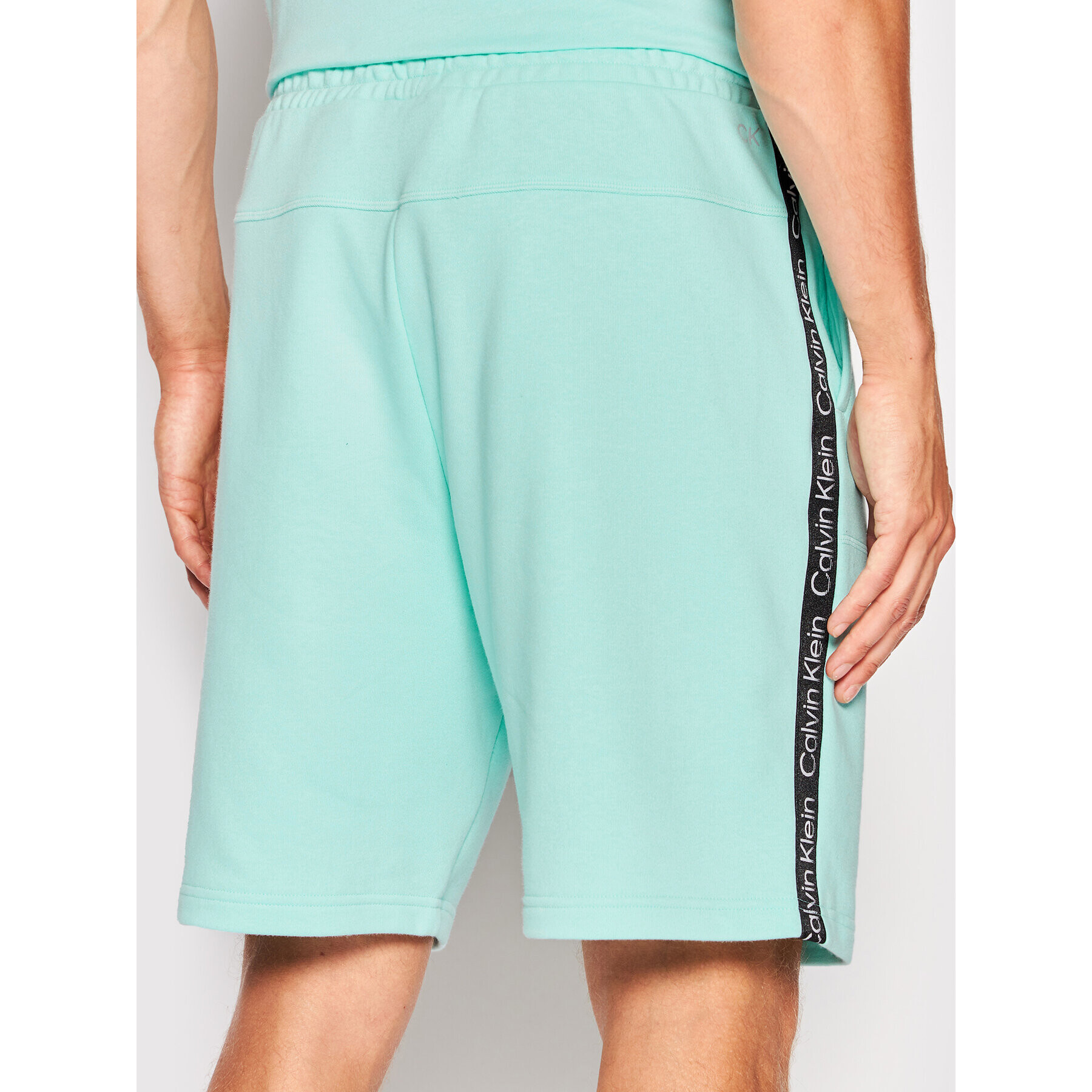 Calvin Klein Performance Pantaloni scurți sport Pw 00GMS2S806 Albastru Regular Fit - Pled.ro