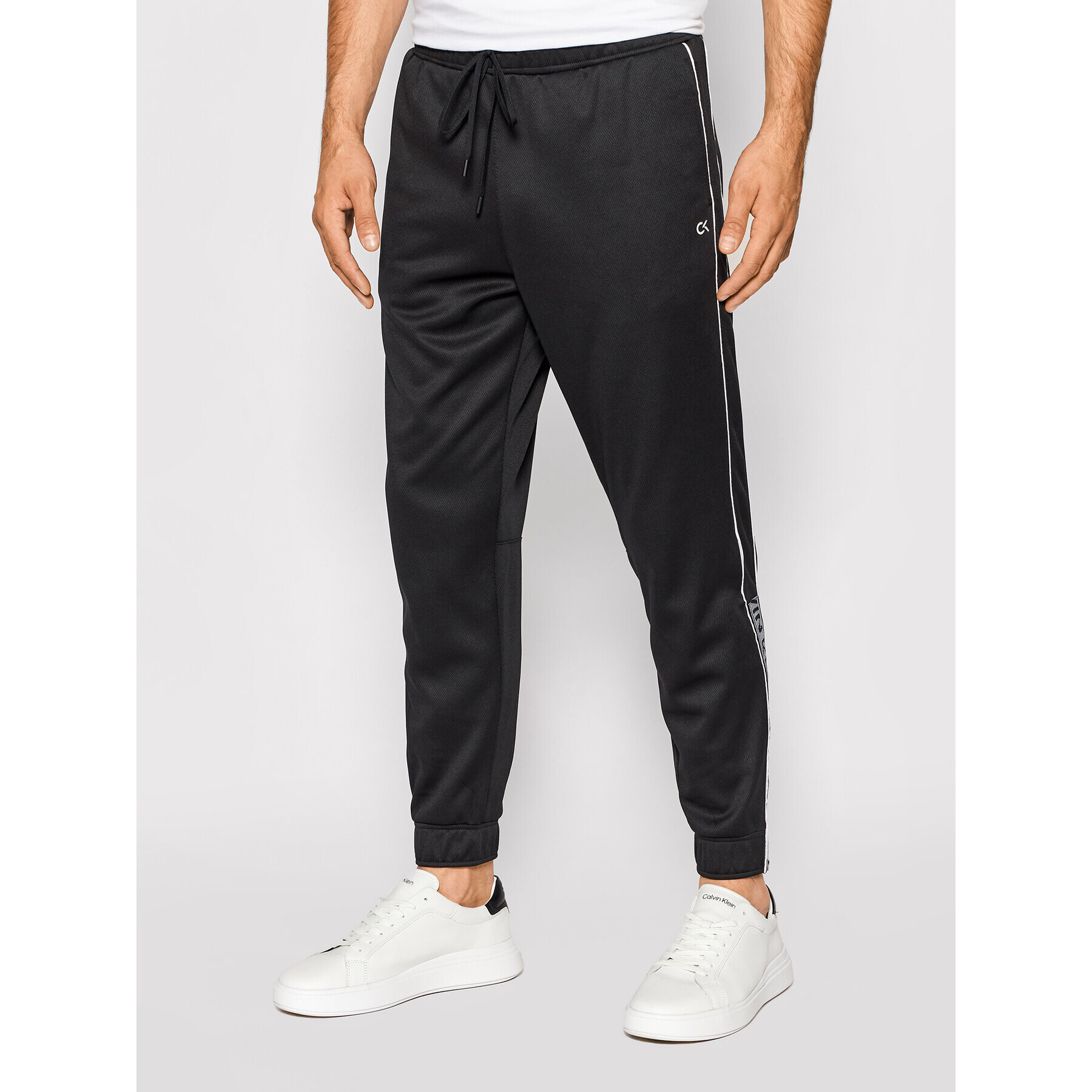 Calvin Klein Performance Pantaloni trening 00GMF1P600 Negru Regular Fit - Pled.ro