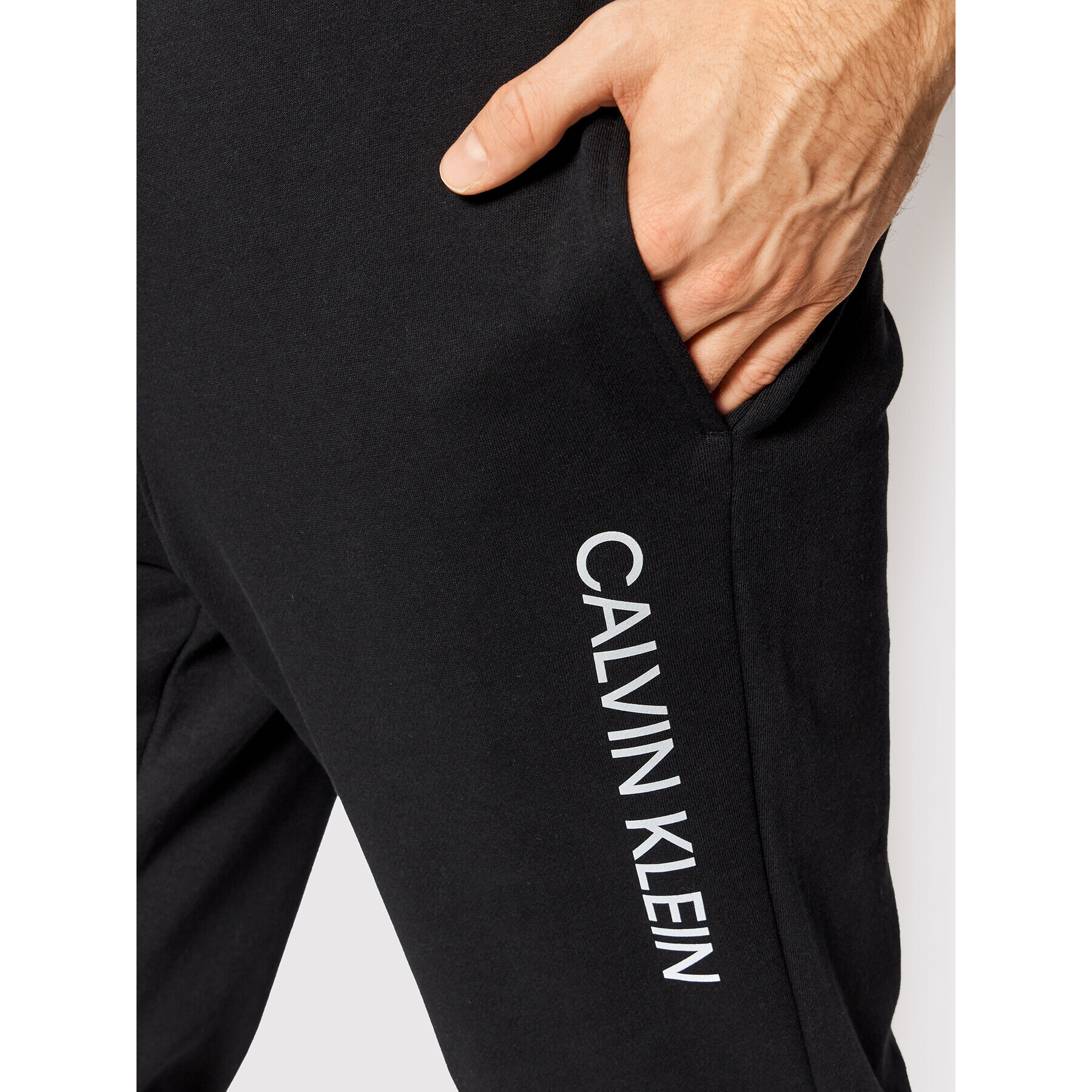 Calvin Klein Performance Pantaloni trening 00GMF1P606 Negru Regular Fit - Pled.ro