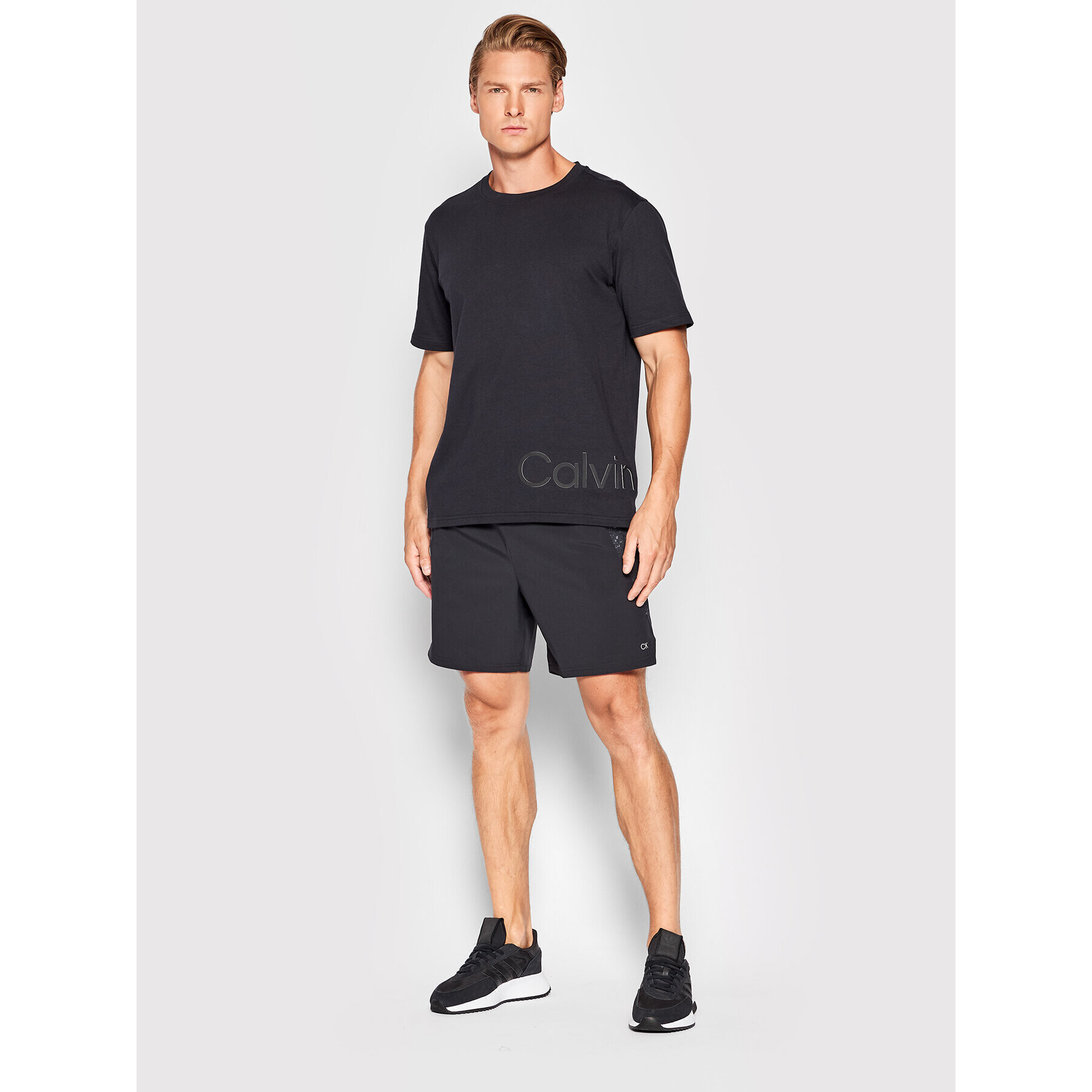 Calvin Klein Performance Tricou 00GMS2K111 Negru Regular Fit - Pled.ro