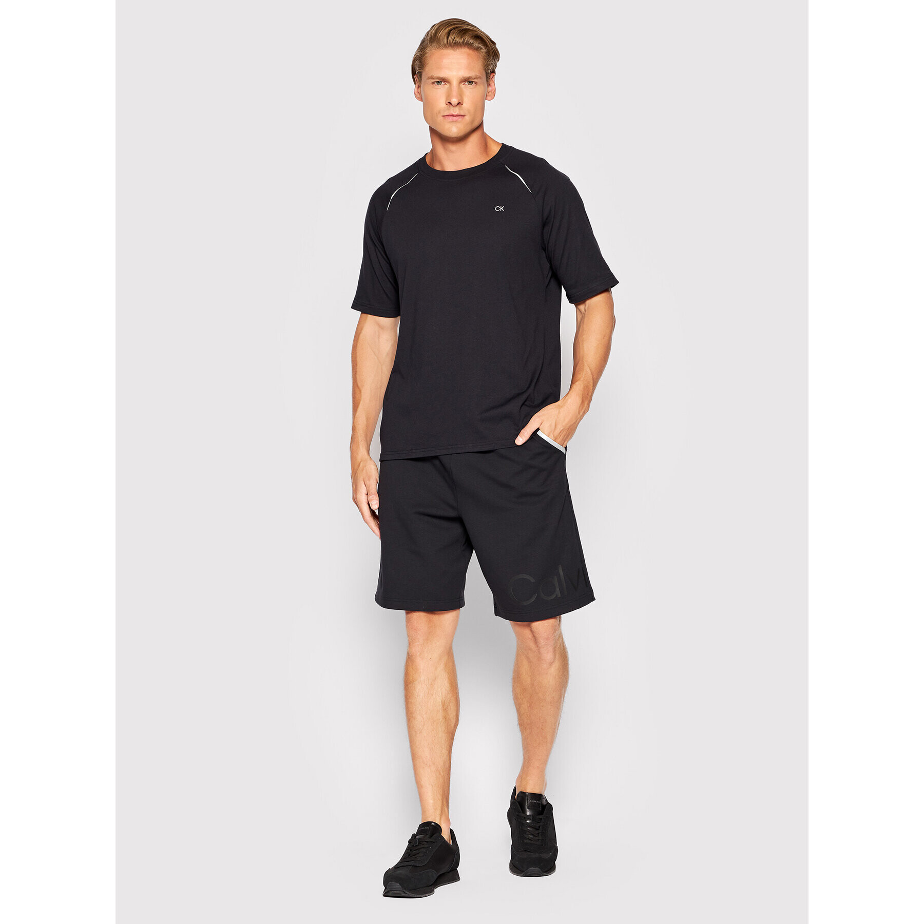 Calvin Klein Performance Tricou 00GMS2K117 Negru Regular Fit - Pled.ro