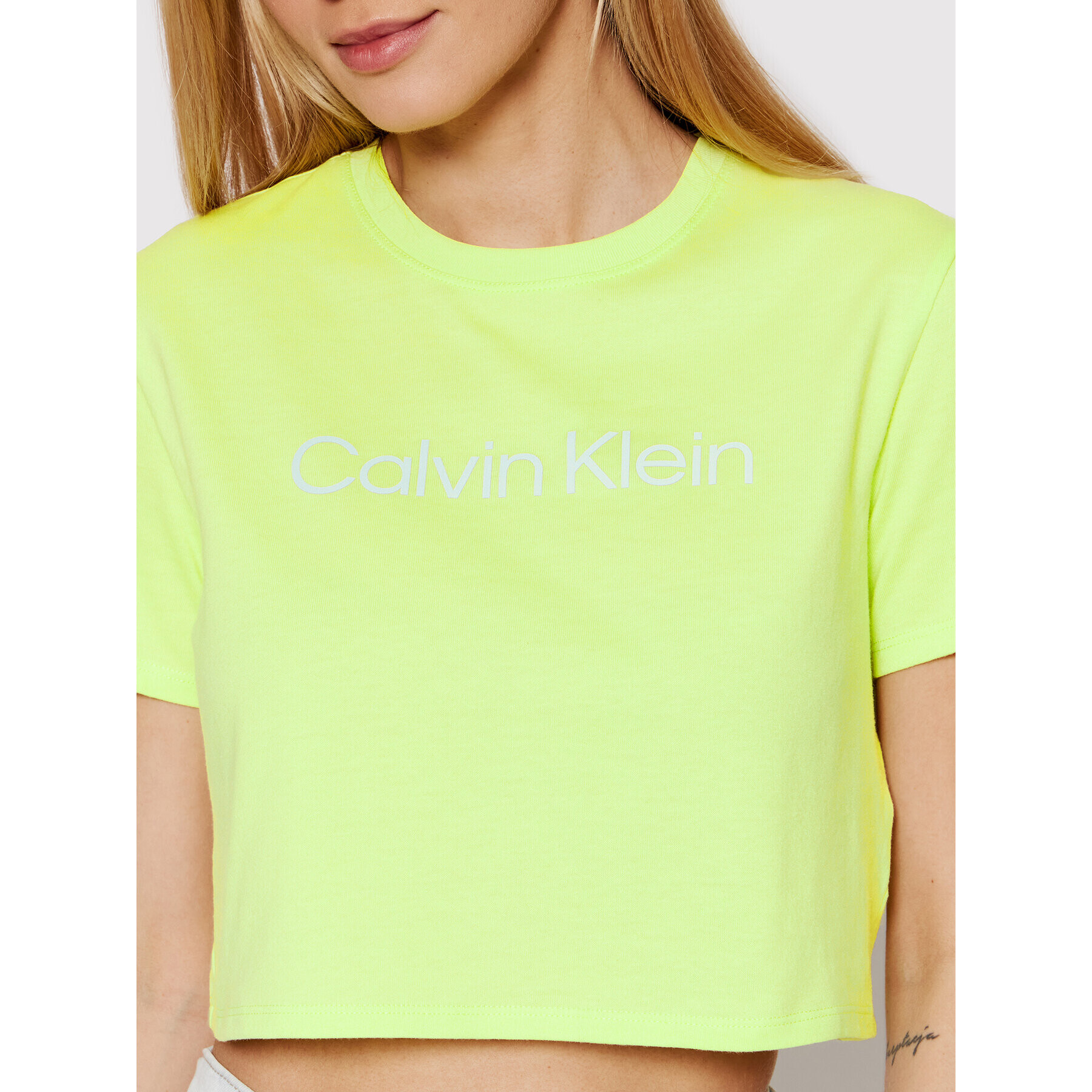 Calvin Klein Performance Tricou 00GWS2K187 Verde Cropped Fit - Pled.ro