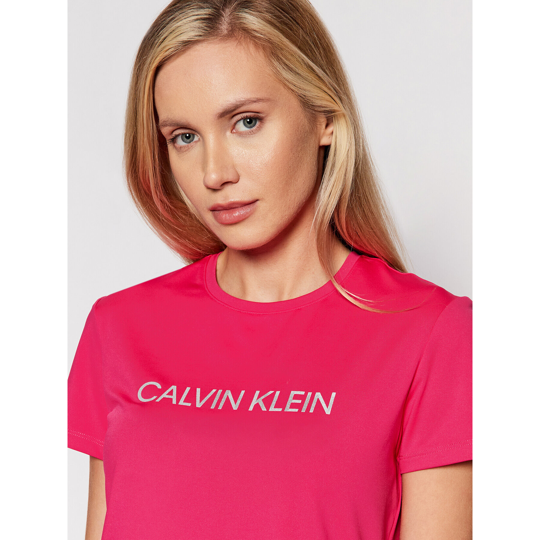 Calvin Klein Performance Tricou tehnic 00GWF1K140 Roz Slim Fit - Pled.ro