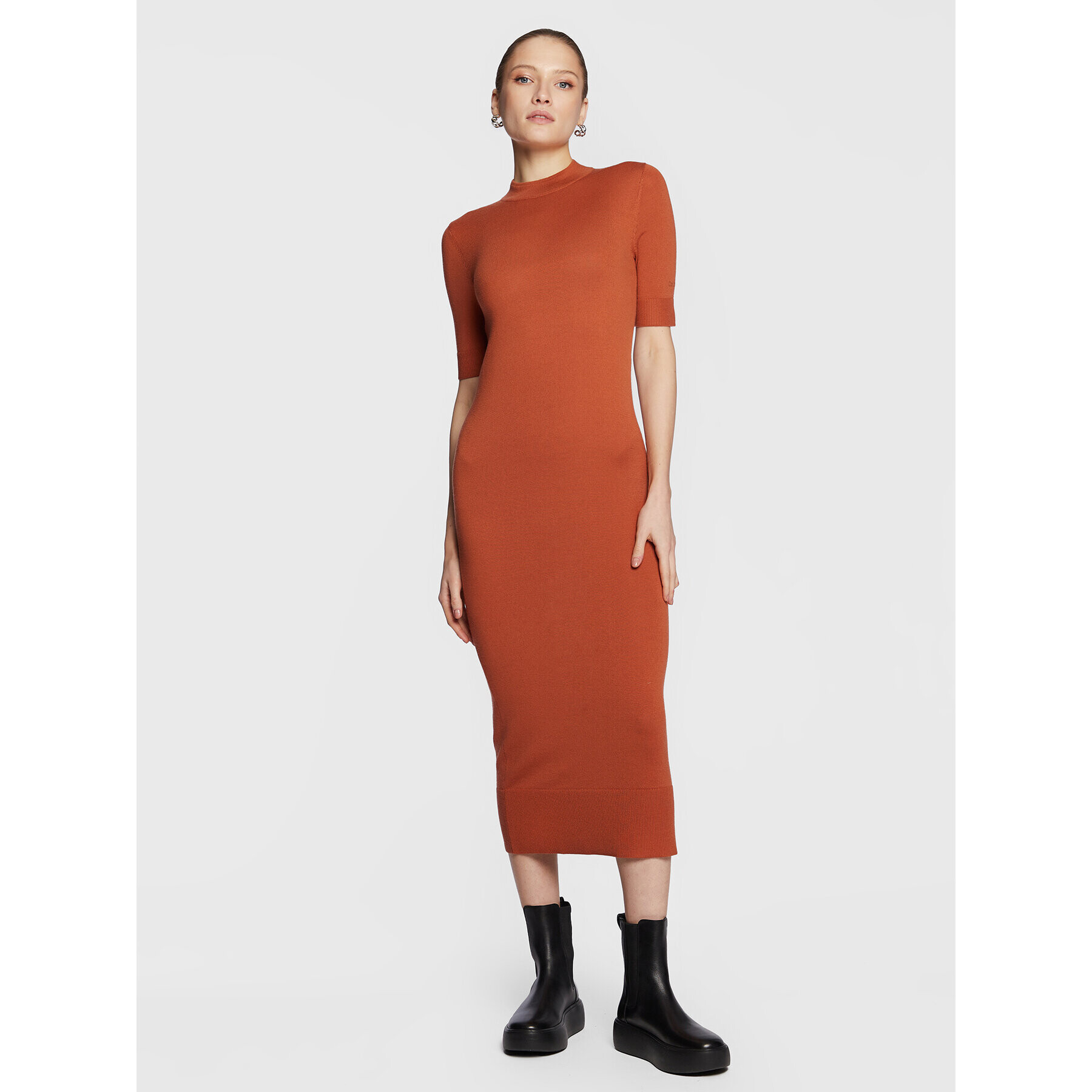 Calvin Klein Rochie tricotată Extra Fine Wool K20K205035 Portocaliu Regular Fit - Pled.ro