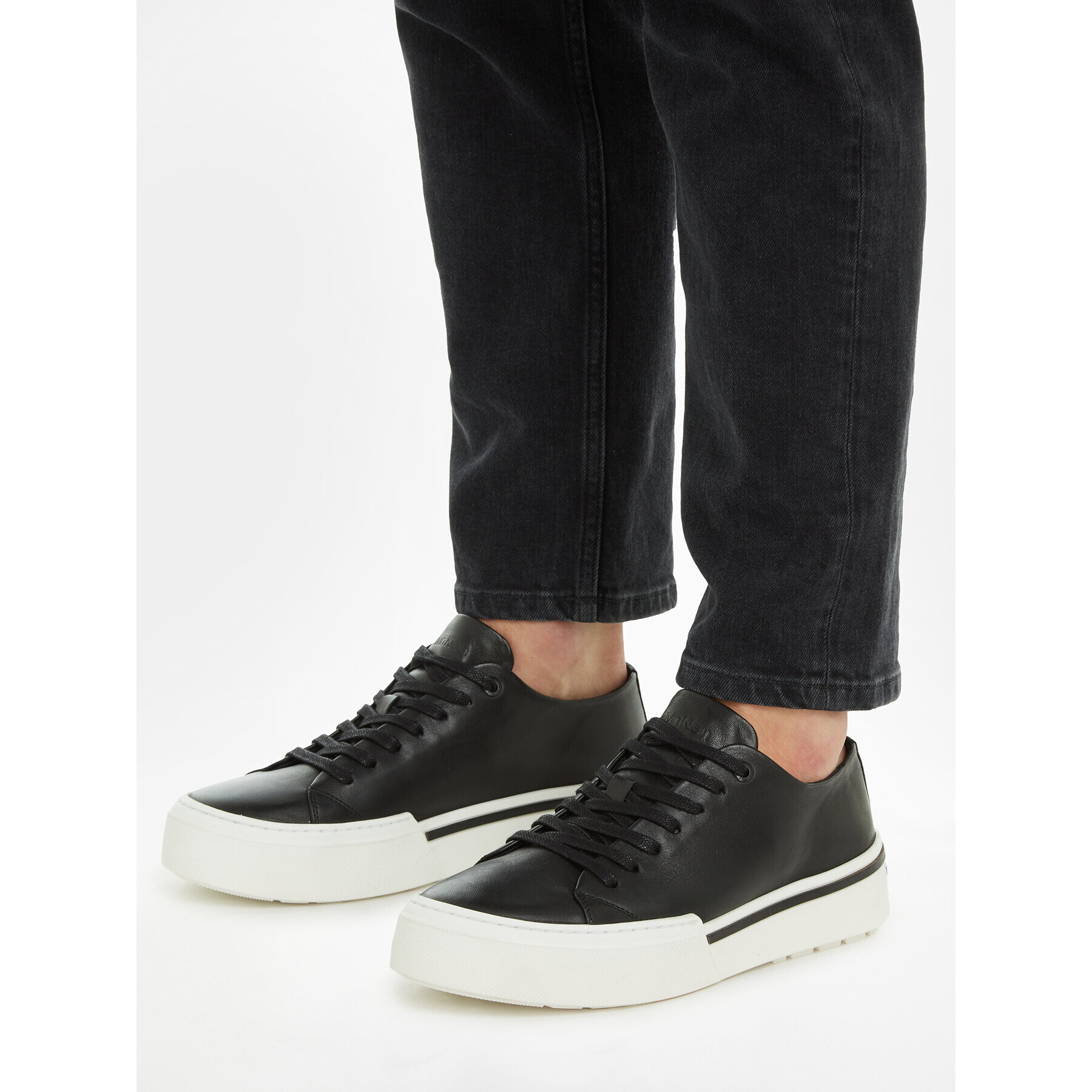 Calvin Klein Sneakers Low Top Lace Up HM0HM01177 Negru - Pled.ro