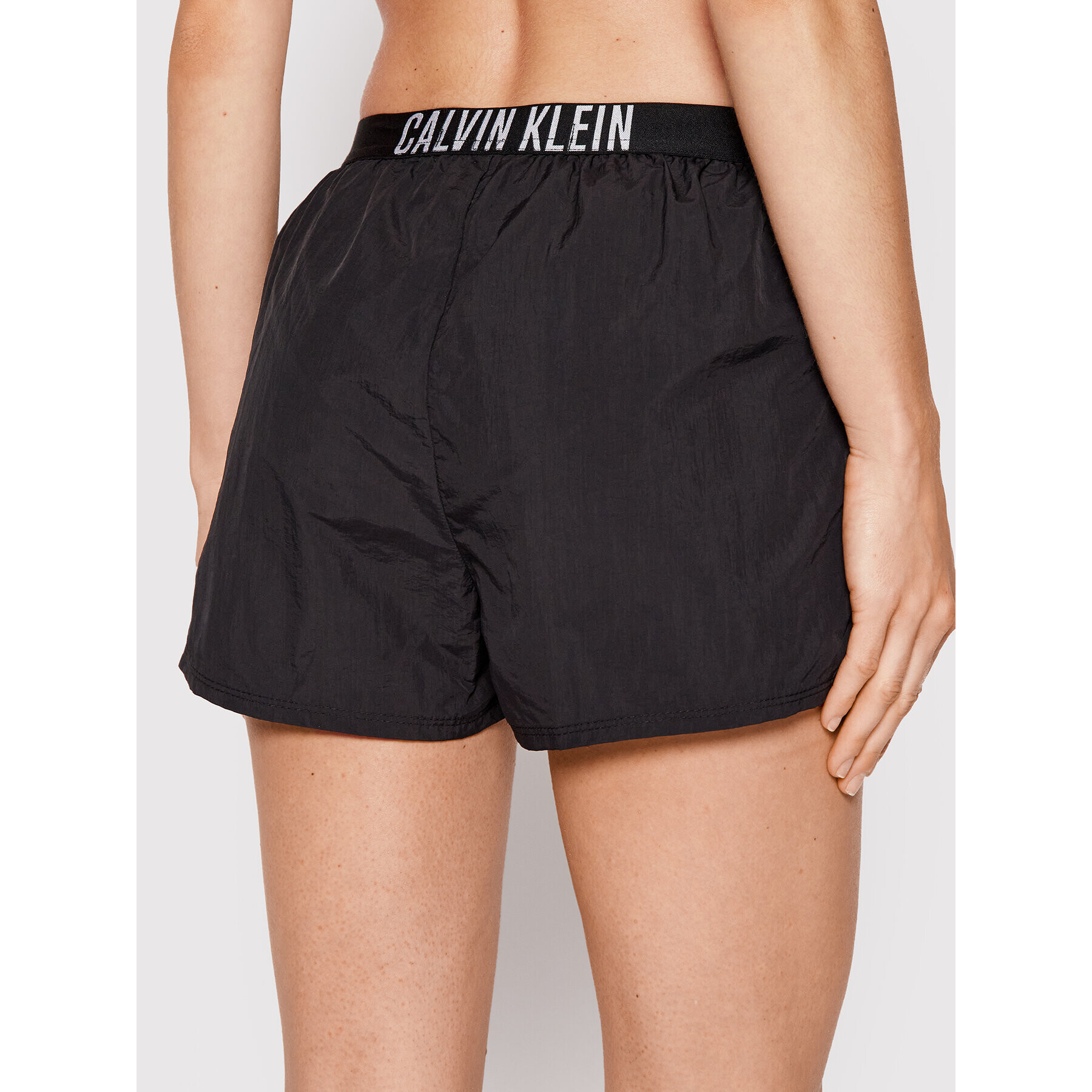 Calvin Klein Swimwear Pantaloni scurți de plajă KW0KW01777 Negru Regular Fit - Pled.ro