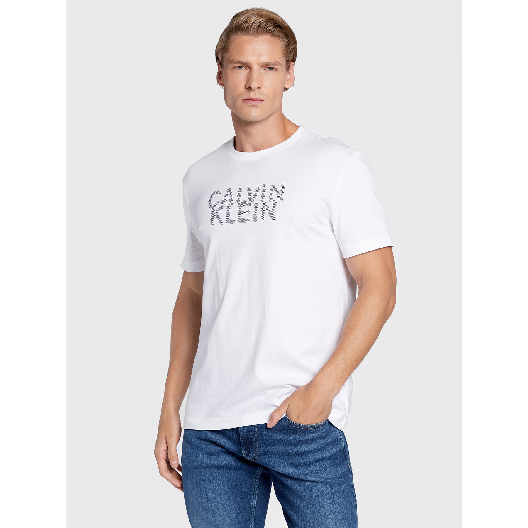 Calvin Klein Tricou Distorted K10K110113 Alb Regular Fit - Pled.ro