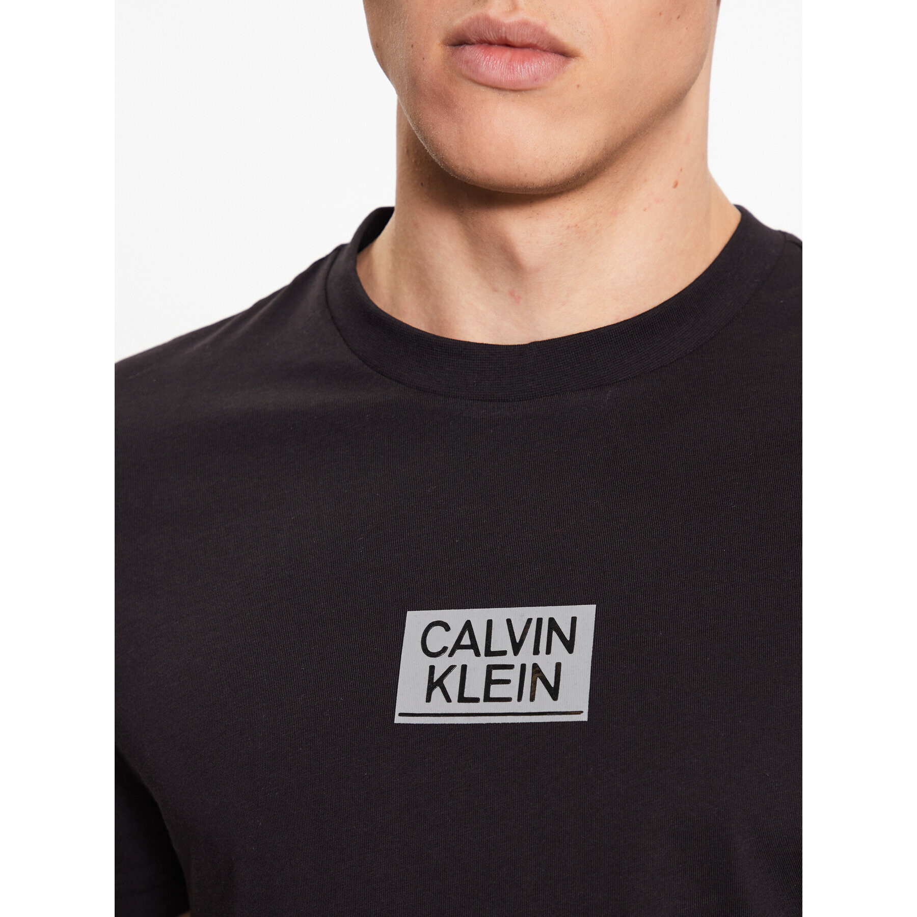 Calvin Klein Tricou Gloss Stencil K10K111528 Negru Regular Fit - Pled.ro