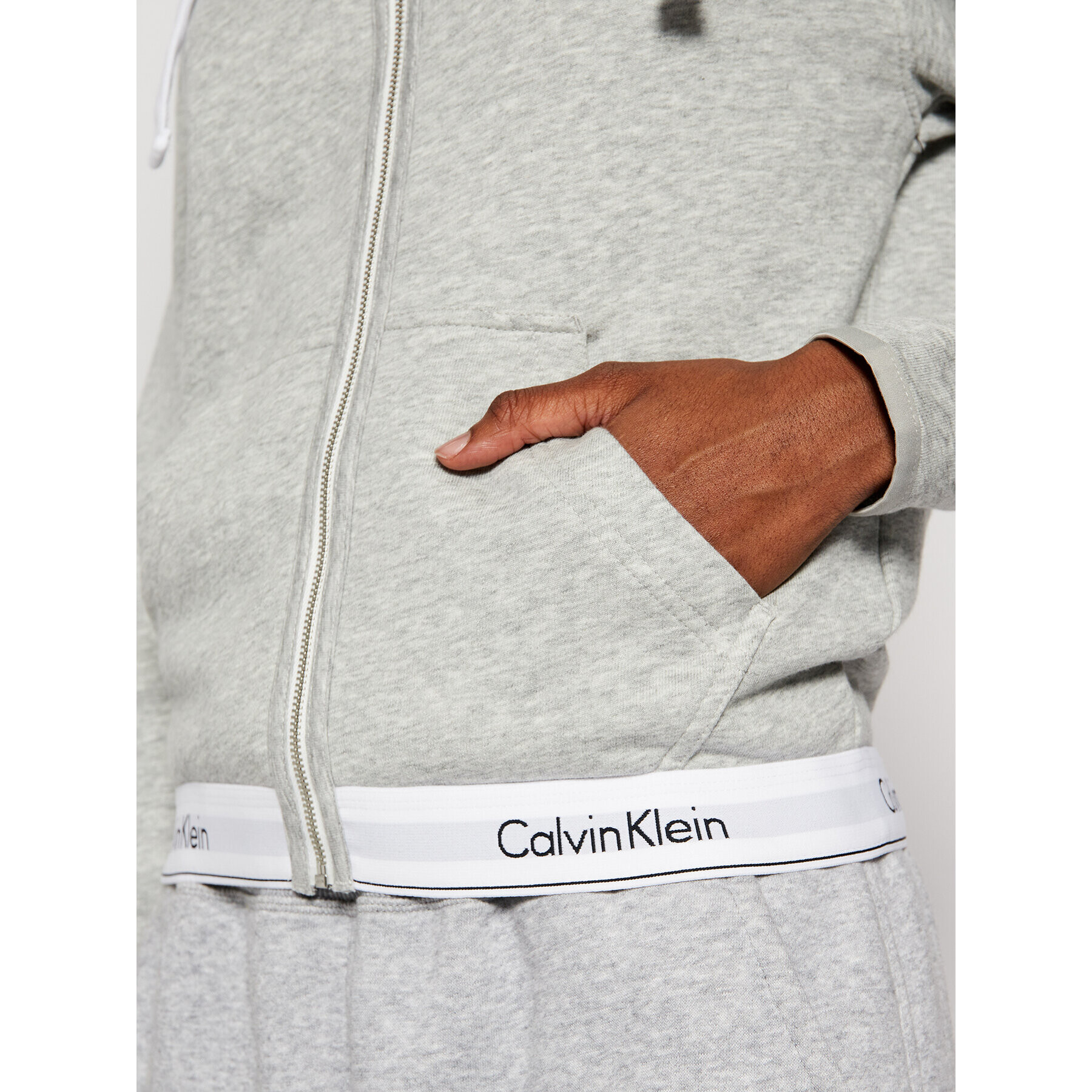 Calvin Klein Underwear Bluză QS5667E Gri Regular Fit - Pled.ro