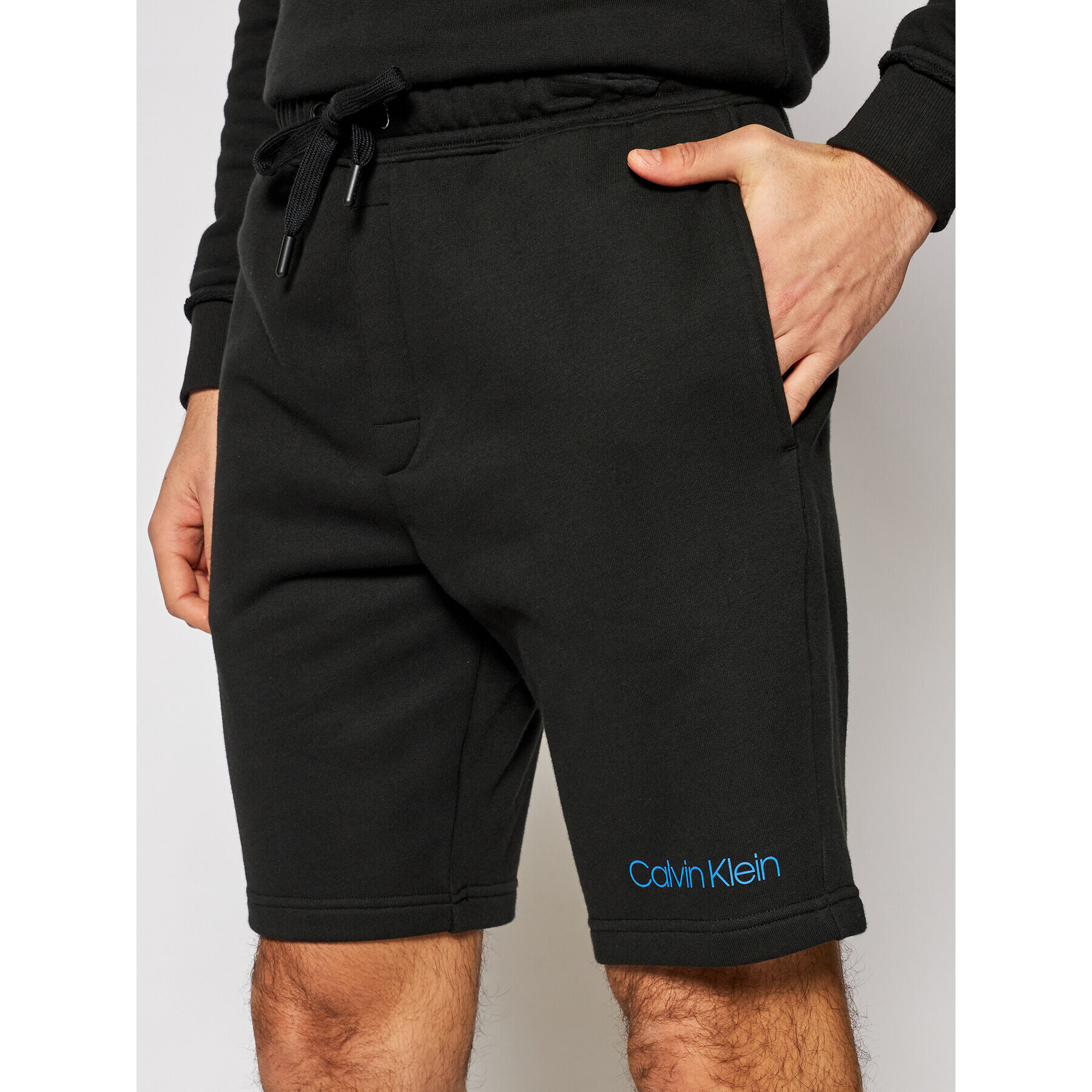 Calvin Klein Underwear Pantaloni scurți sport 000NM2168E Negru Regular Fit - Pled.ro