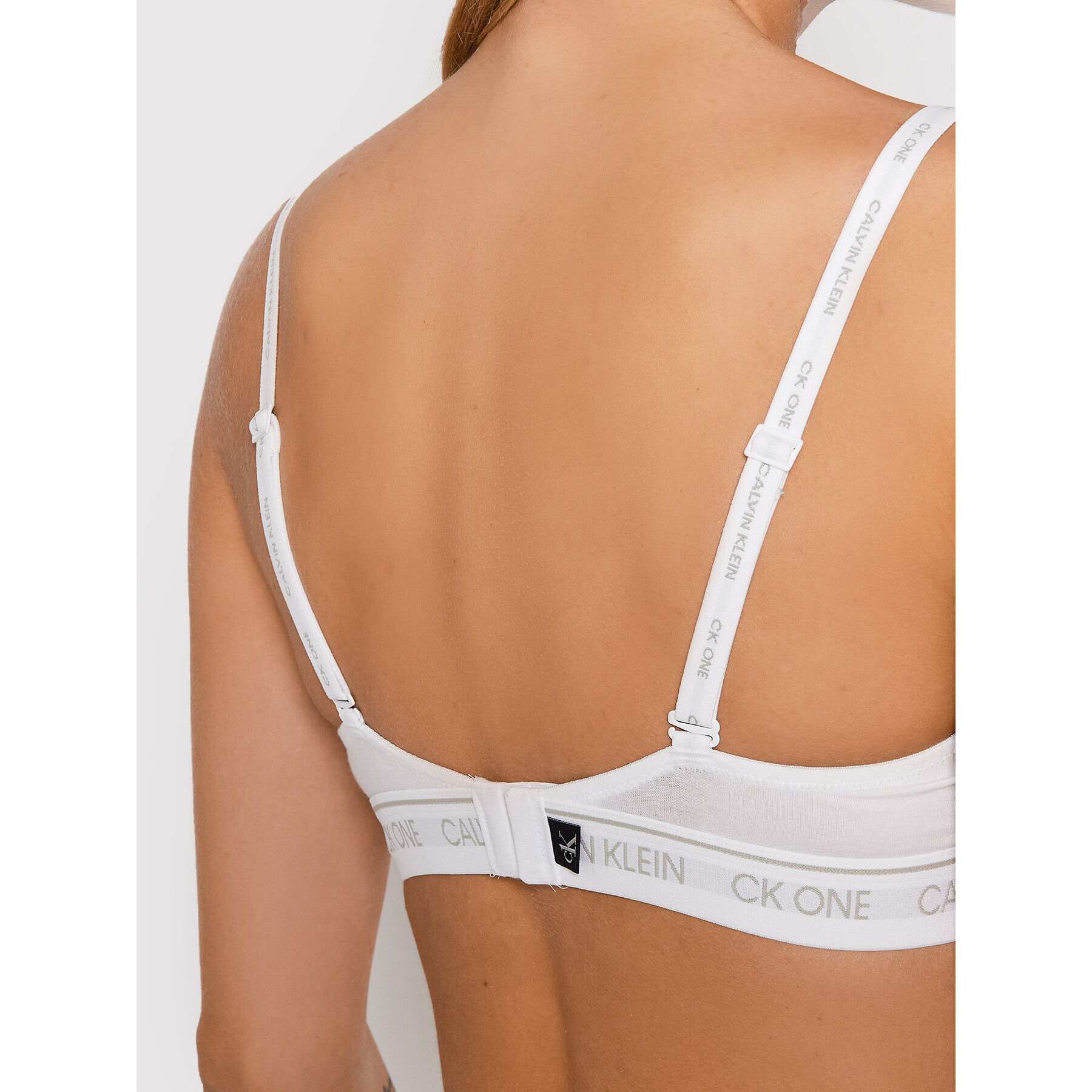 Calvin Klein Underwear Sutien cu armătură 000QF5732E Alb - Pled.ro