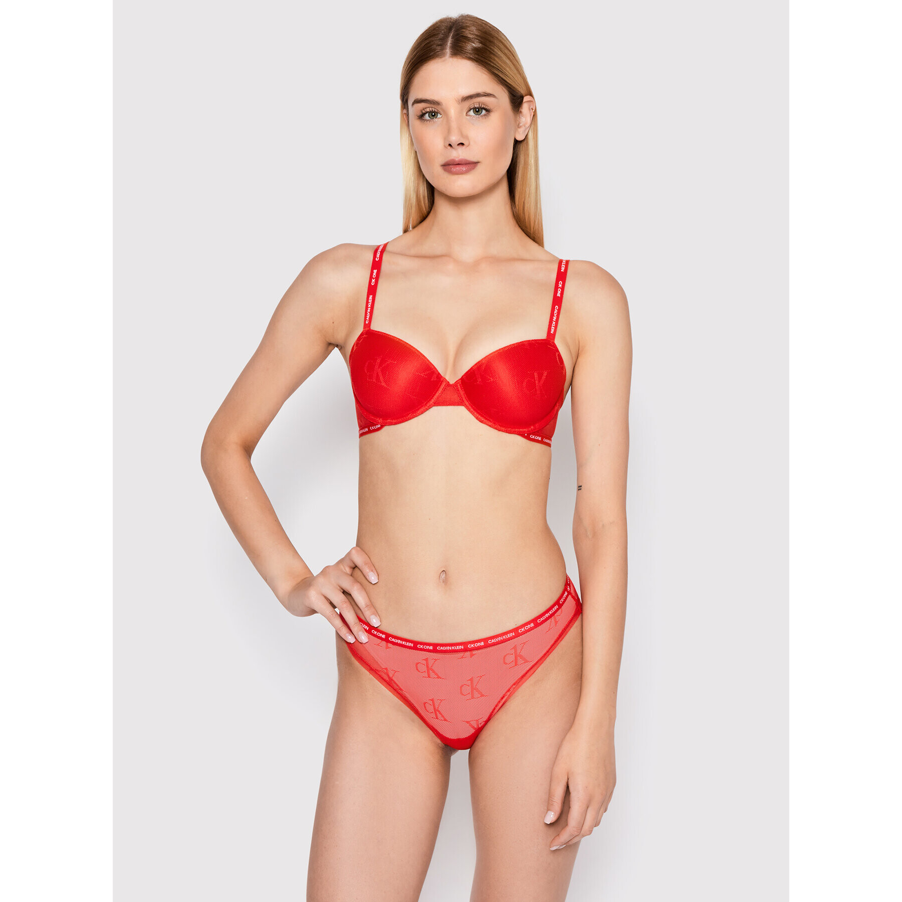 Calvin Klein Underwear Sutien cu armătură 000QF6790E Roșu - Pled.ro