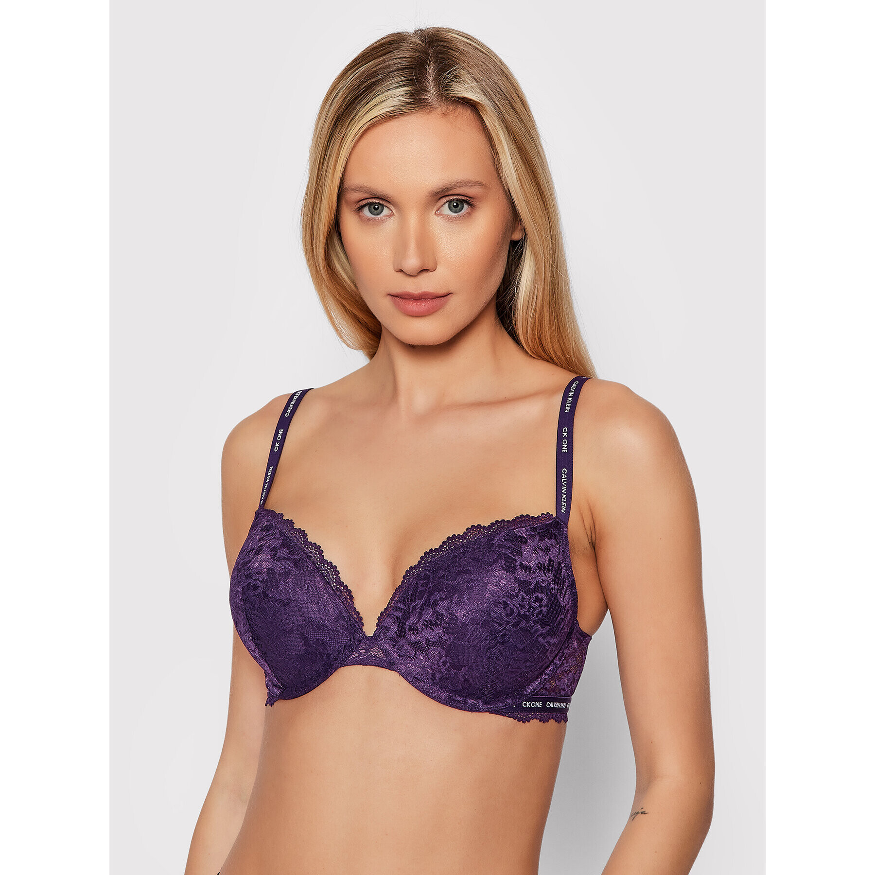 Calvin Klein Underwear Sutien Push-up 000QF6677E Violet - Pled.ro