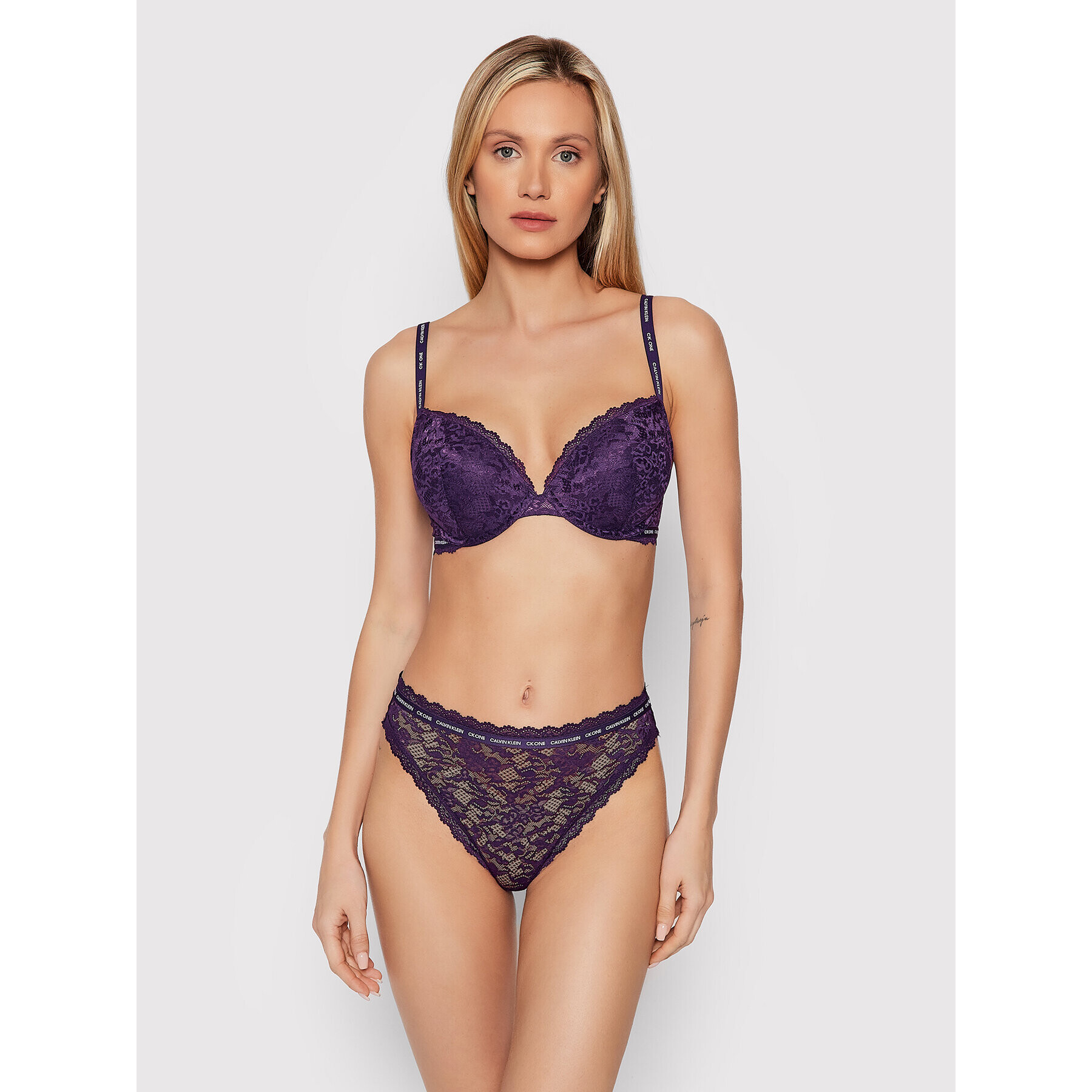 Calvin Klein Underwear Sutien Push-up 000QF6677E Violet - Pled.ro