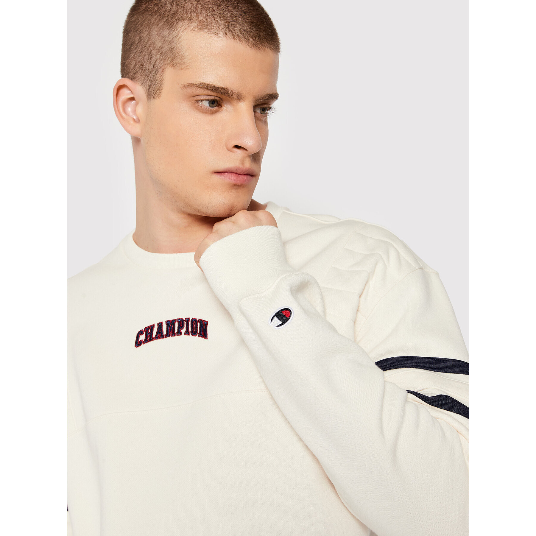 Champion Bluză Logo Varsity Script 216578 Alb Custom Fit - Pled.ro