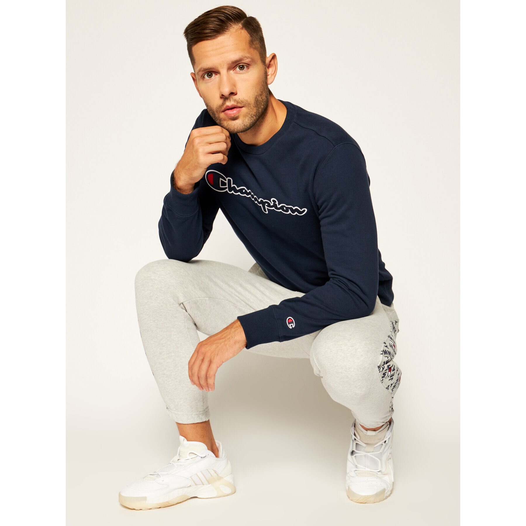 Champion Bluză Script Logo 214188 Bleumarin Comfort Fit - Pled.ro