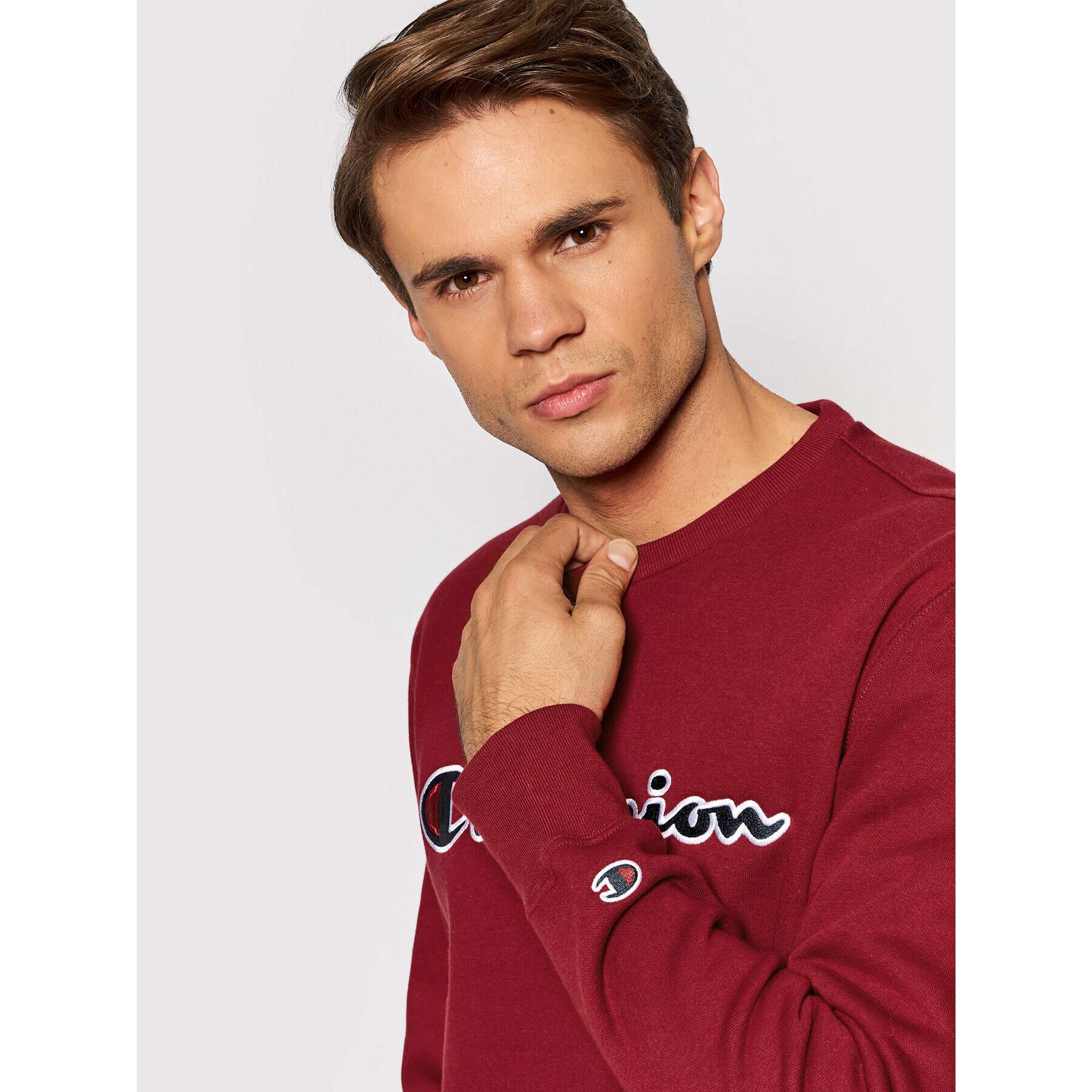 Champion Bluză Sript Logo 216471 Vișiniu Comfort Fit - Pled.ro