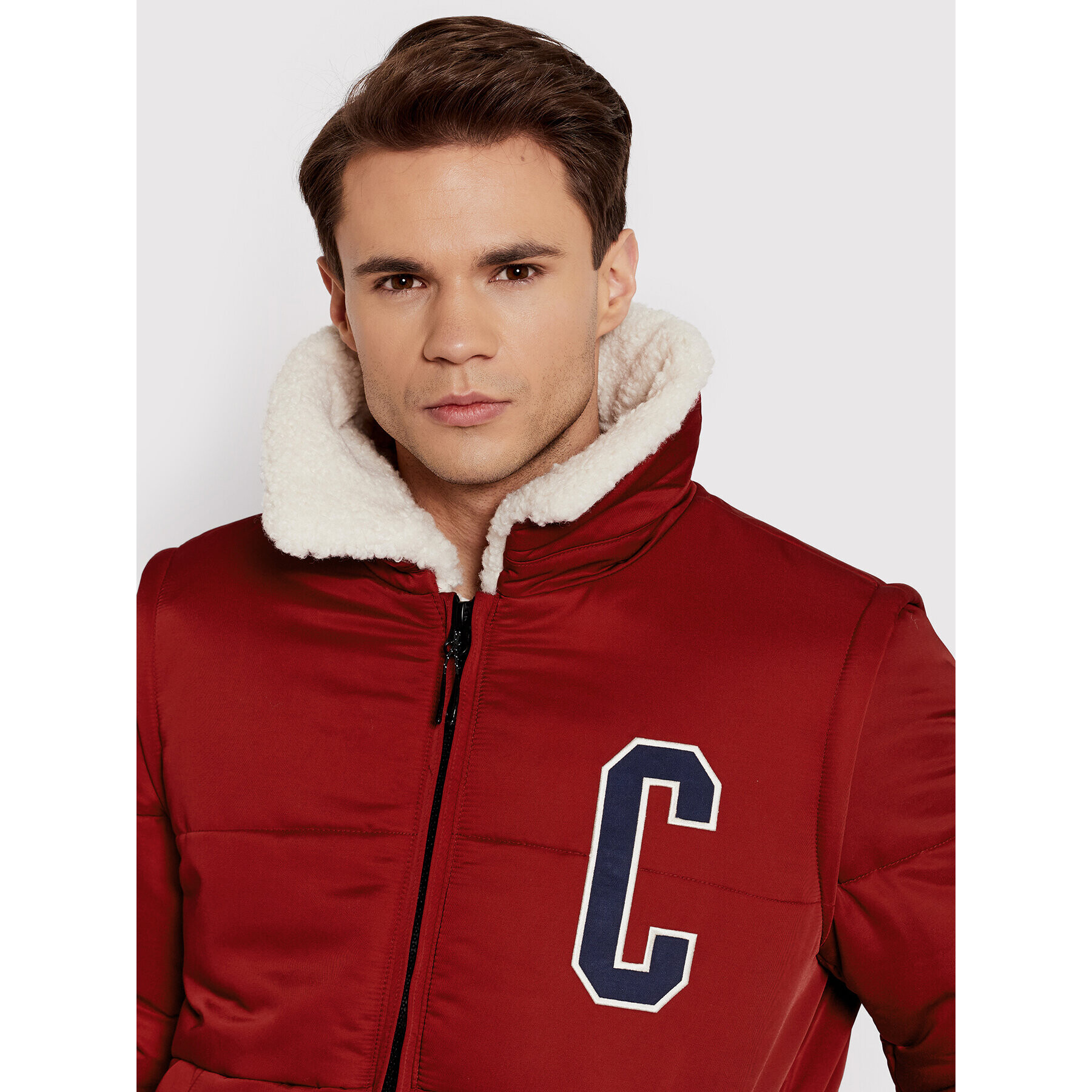 Champion Geacă din puf 216735 Roșu Regular Fit - Pled.ro