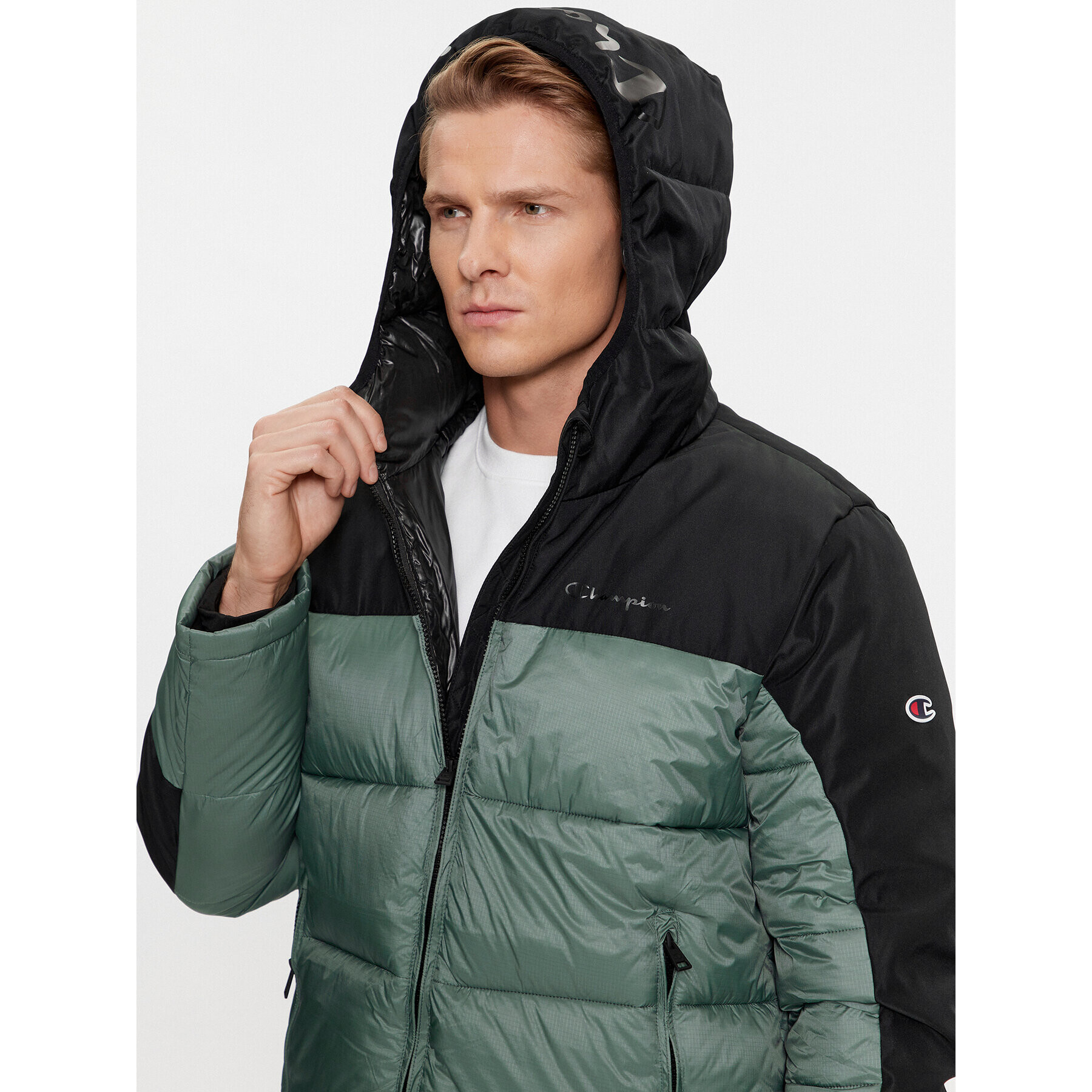 Champion Geacă din puf Hooded Jacket 219190 Verde Regular Fit - Pled.ro