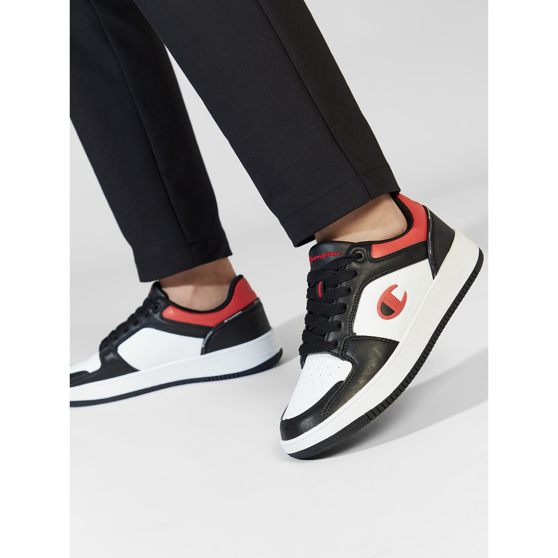 Champion Sneakers Rebound 2.0 Low S21906-CHA-KK003 Negru - Pled.ro