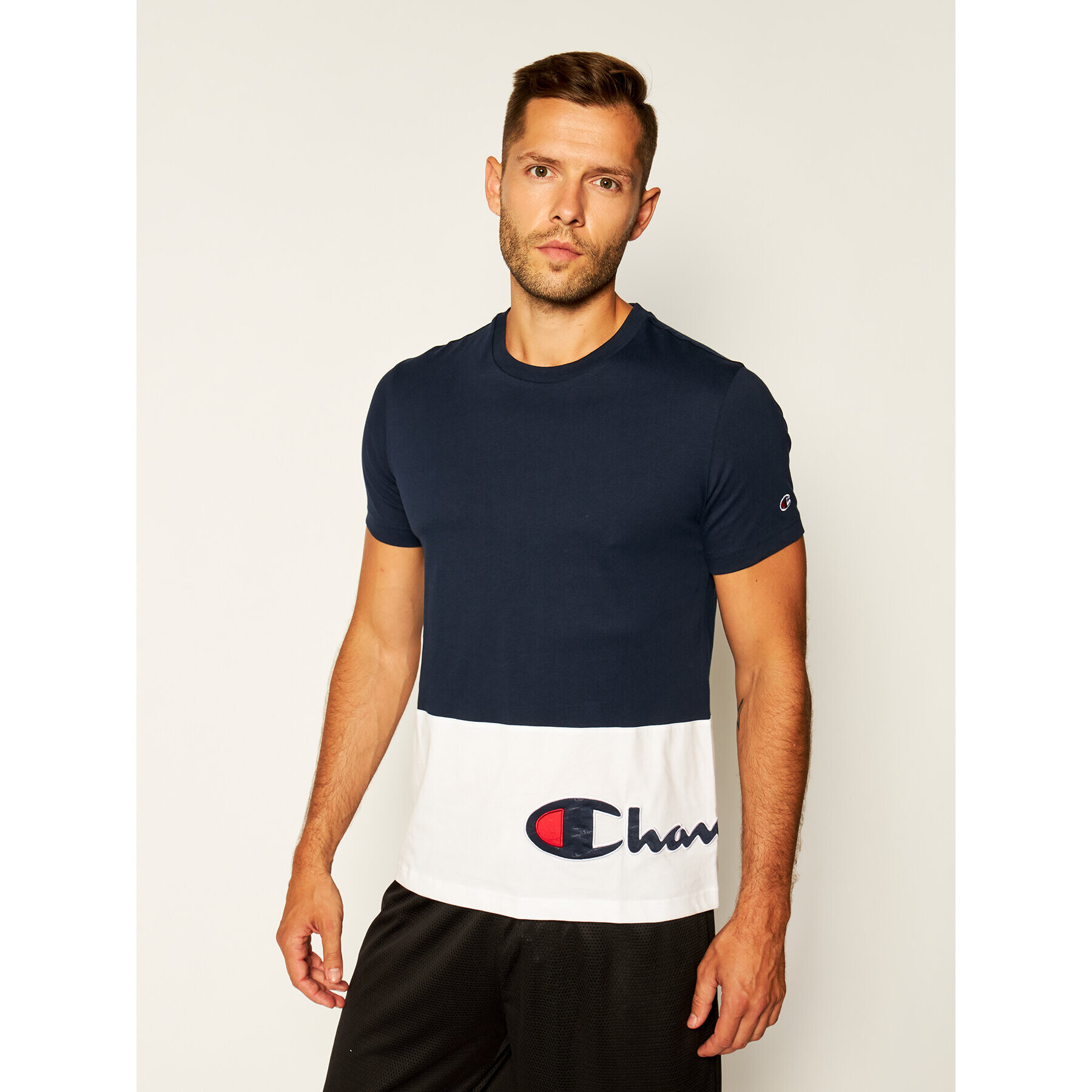 Champion Tricou Colour Block Warparound Logo 214208 Bleumarin Regular Fit - Pled.ro