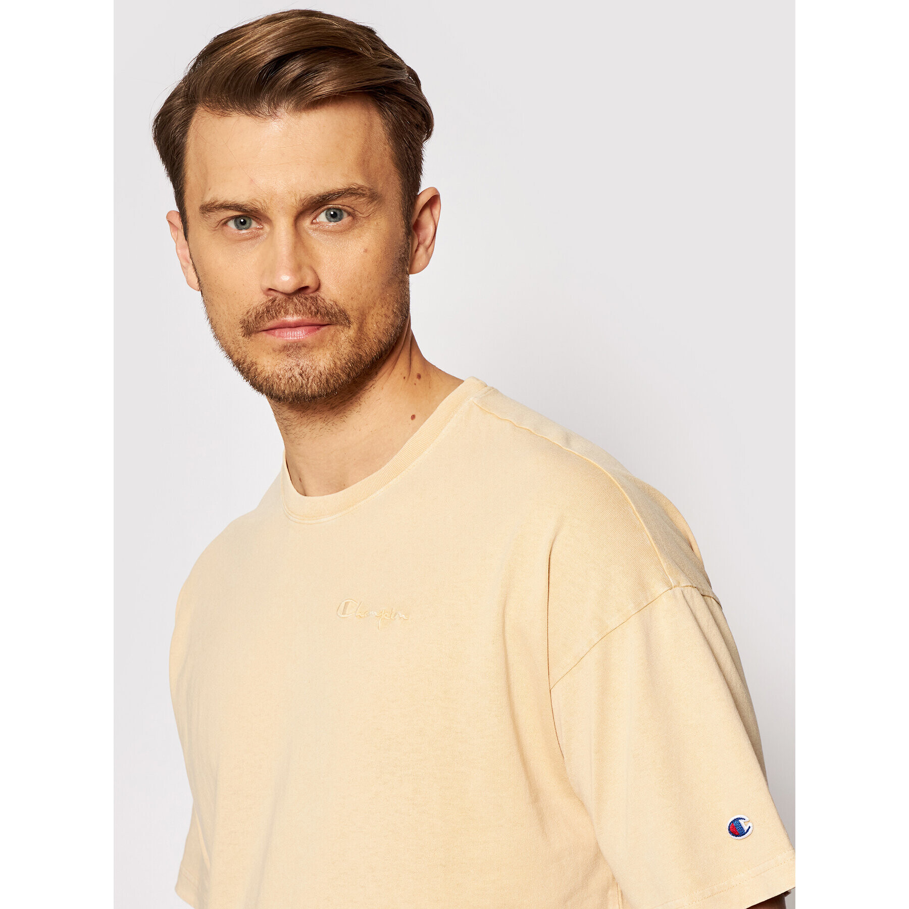 Champion Tricou Unisex Crewneck 216205 Bej Oversize - Pled.ro