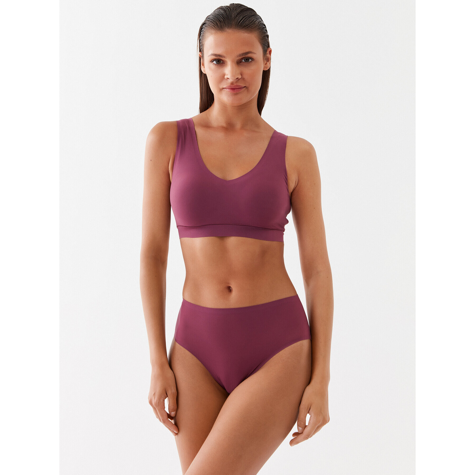 Chantelle Chiloți clasici cu talie înaltă Softstretch C10670 Violet - Pled.ro