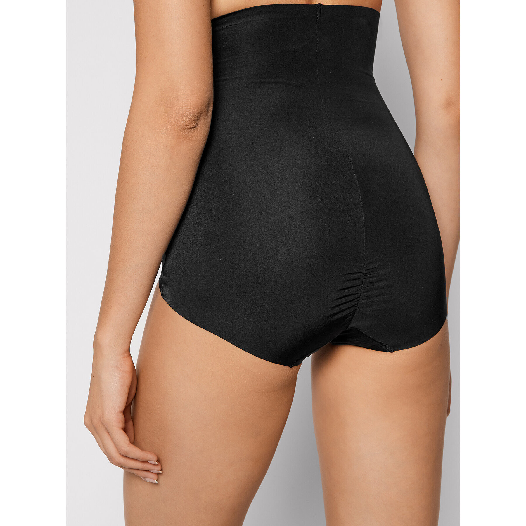 Chantelle Lenjerie de corp modelatoare partea de jos Shape Light C28570 Negru - Pled.ro