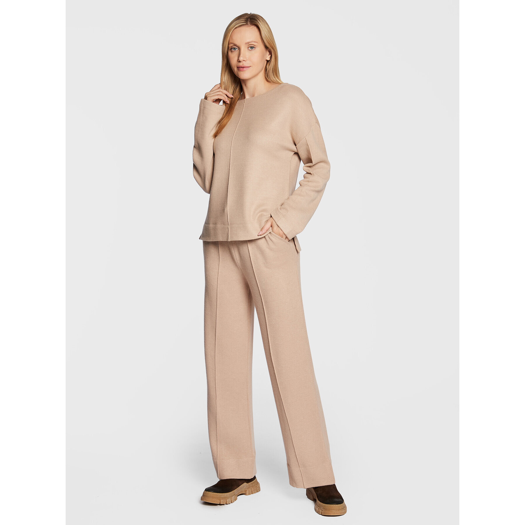 Chantelle Pantaloni tricotați Agate CA3570 Bej Relaxed Fit - Pled.ro