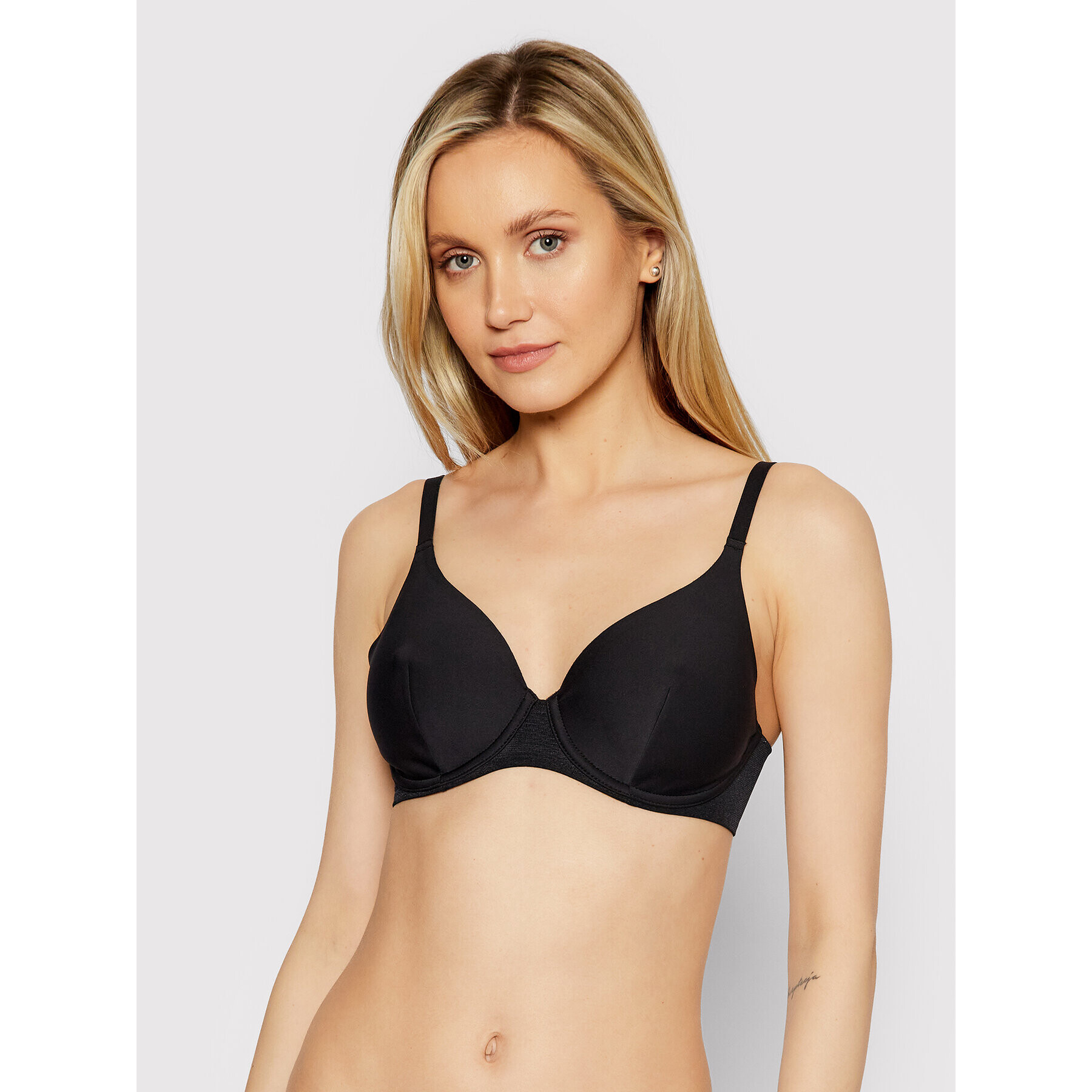 Chantelle Sutien cu armătură Prime C12B60 Negru - Pled.ro